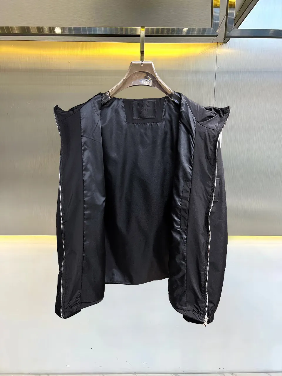 Logo-Appliquéd Hooded Shell Jacket D38015113 — view 3