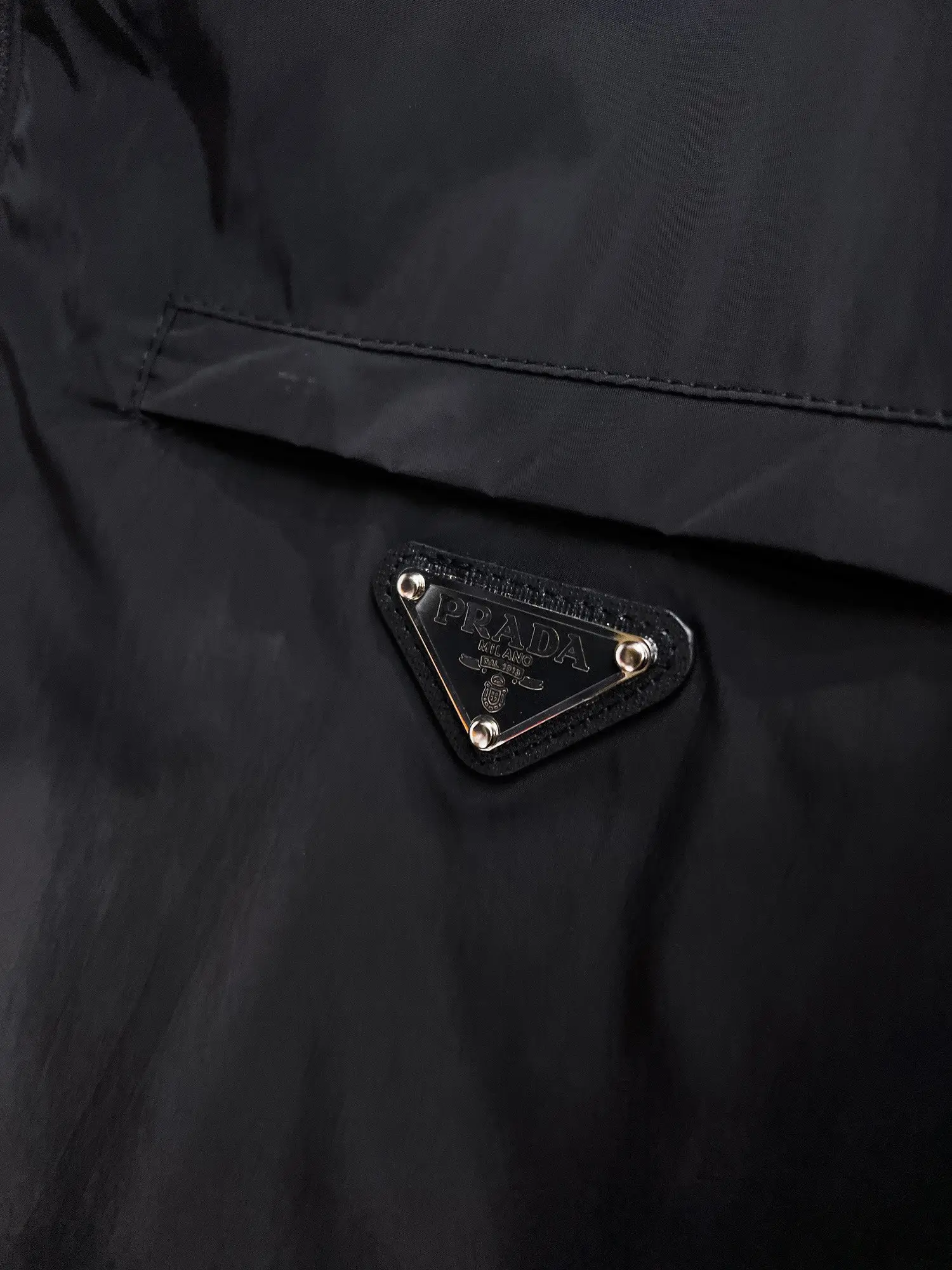 Logo-Appliquéd Hooded Shell Jacket D38015113 — view 6