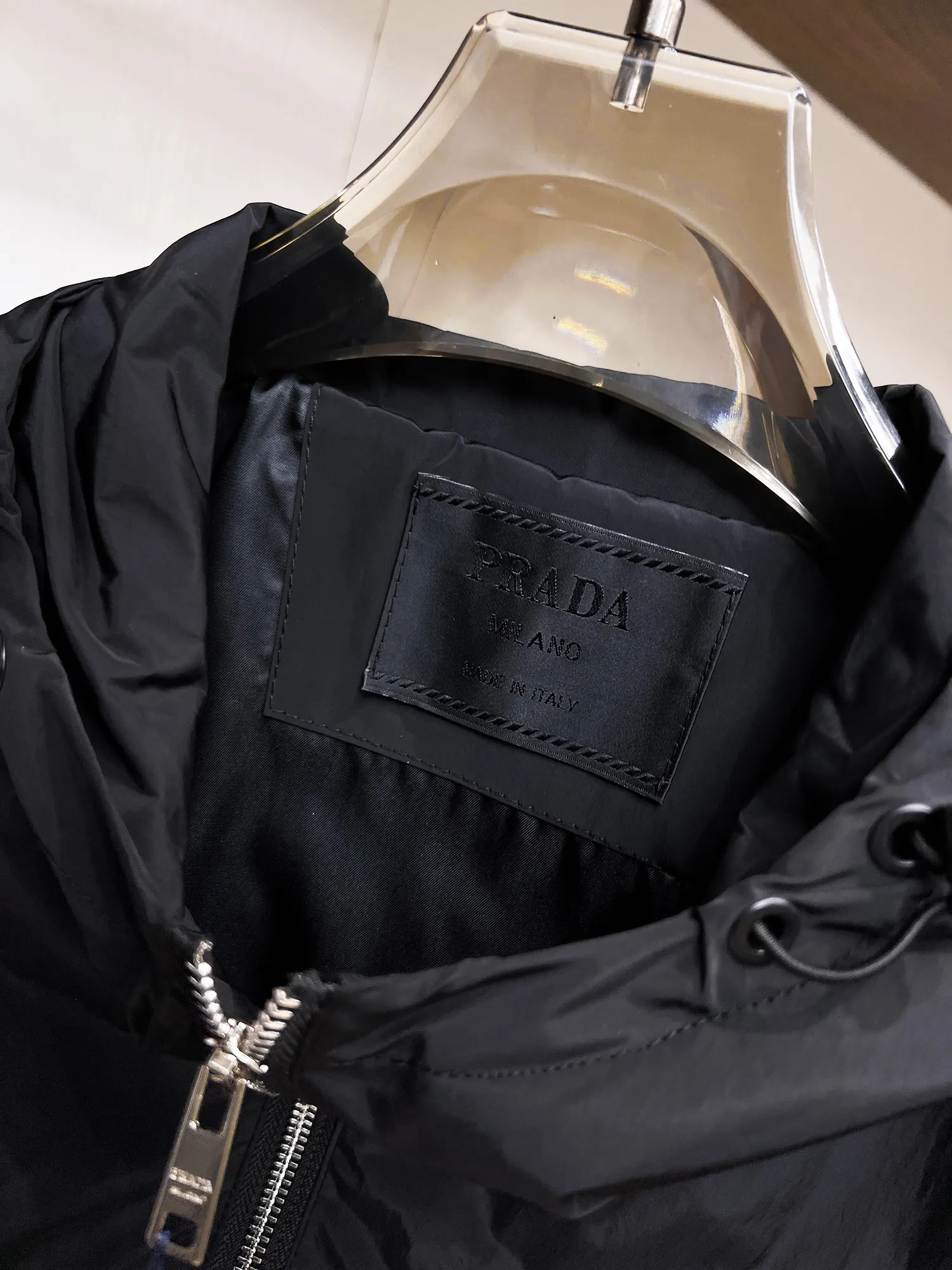 Logo-Appliquéd Hooded Shell Jacket D38015113 — view 8