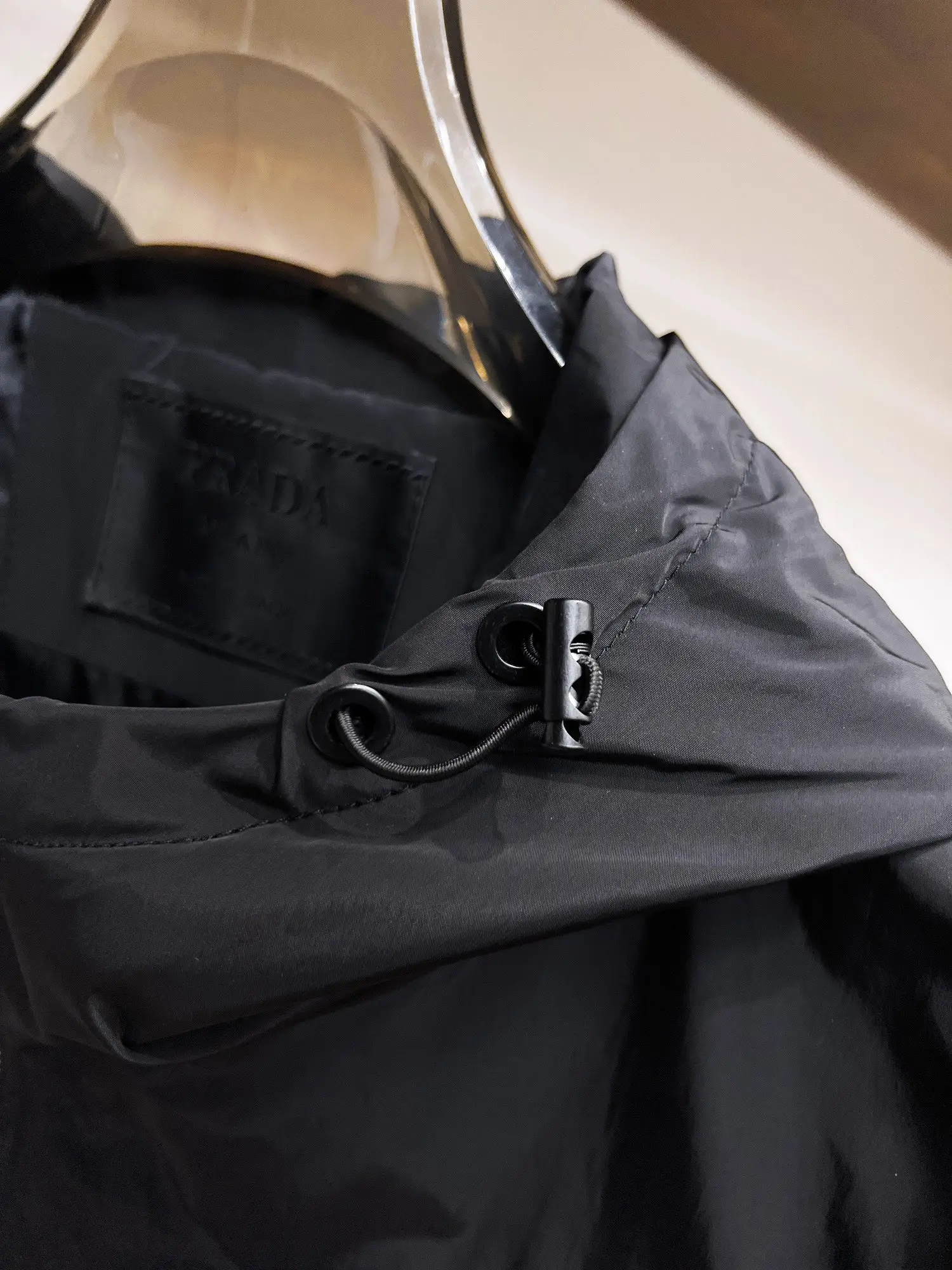 Logo-Appliquéd Hooded Shell Jacket D38015113 — view 9