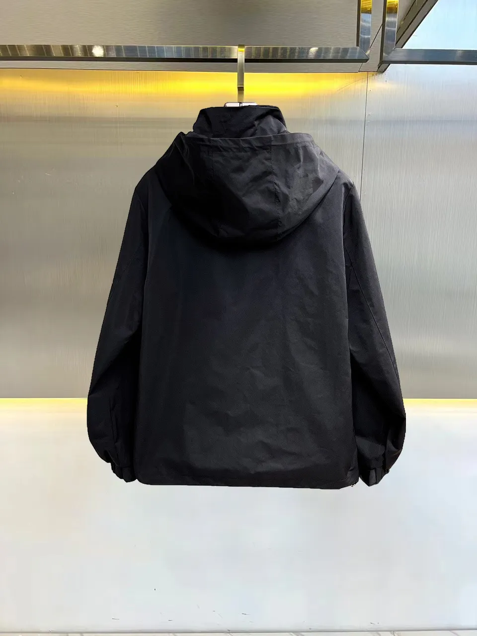 Logo-Appliquéd Hooded Field Jacket D38015138 — view 2