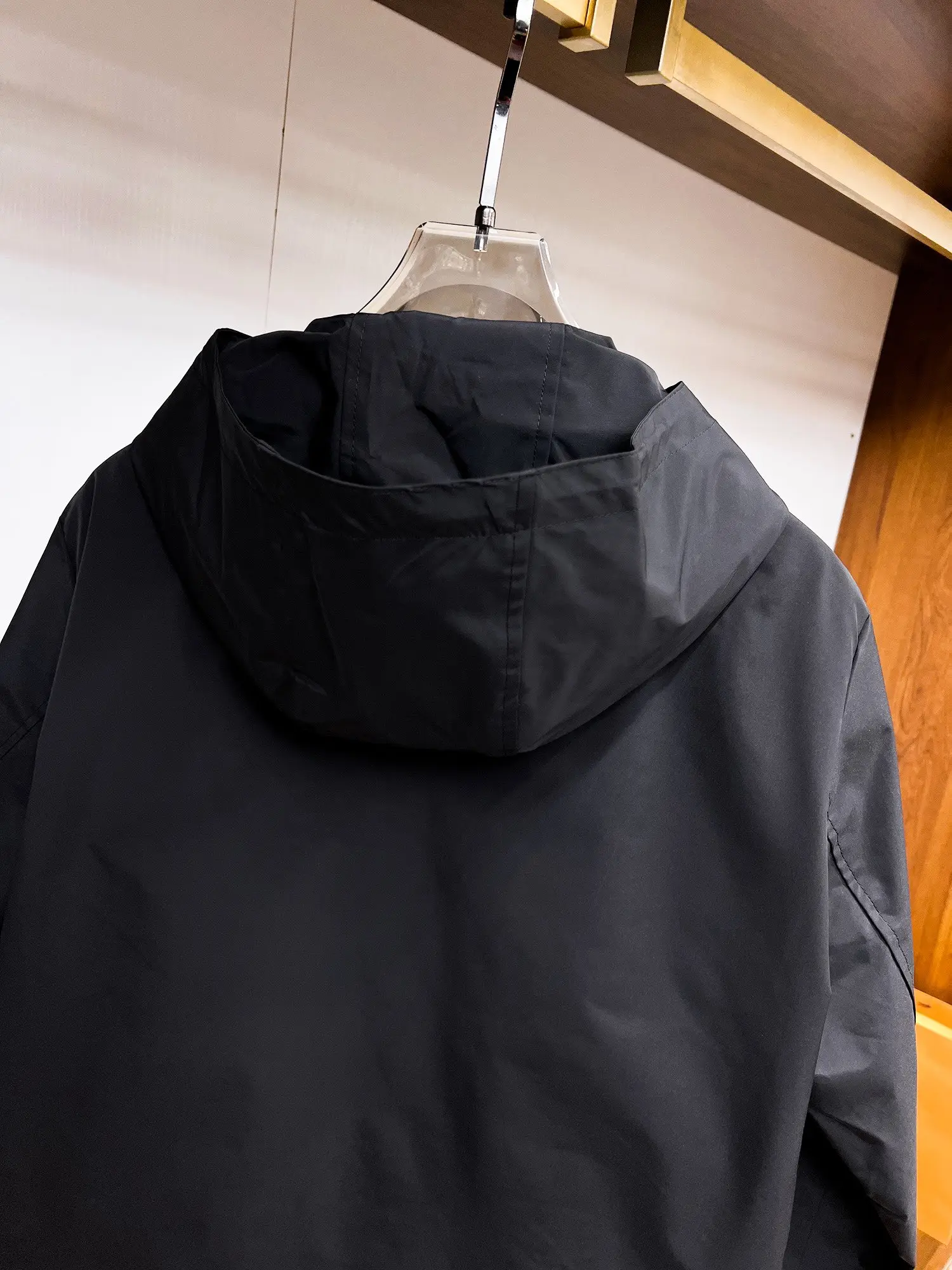 Logo-Appliquéd Hooded Field Jacket D38015124 — view 12