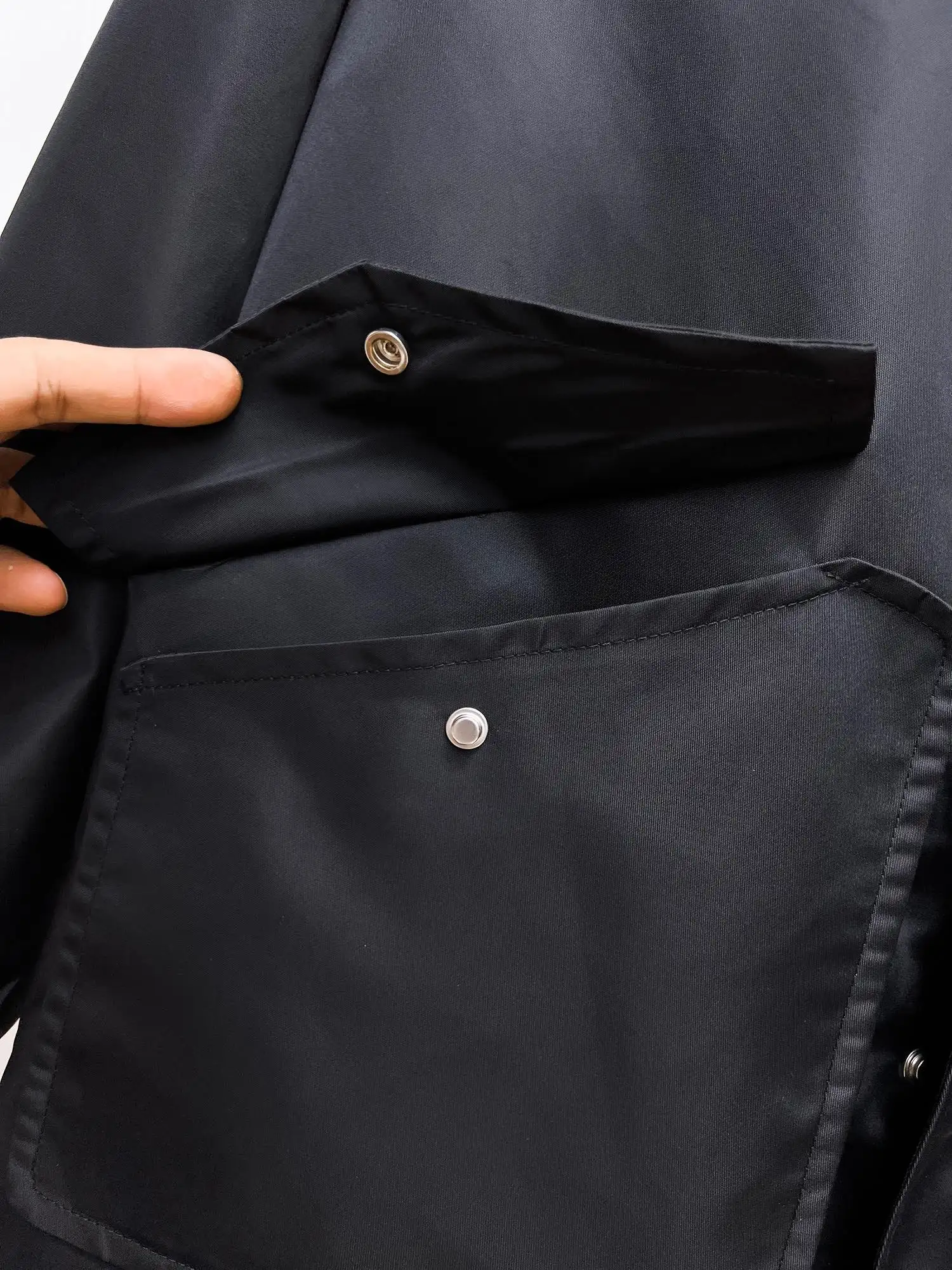 Logo-Appliquéd Hooded Shell Jacket D38015115 — view 10