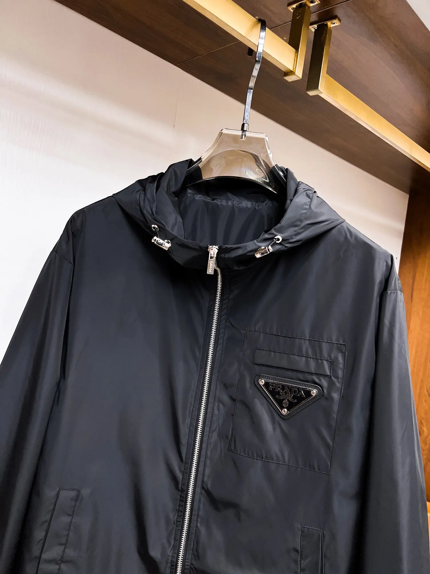 Logo-Appliquéd Hooded Shell Jacket D38015133 — view 4