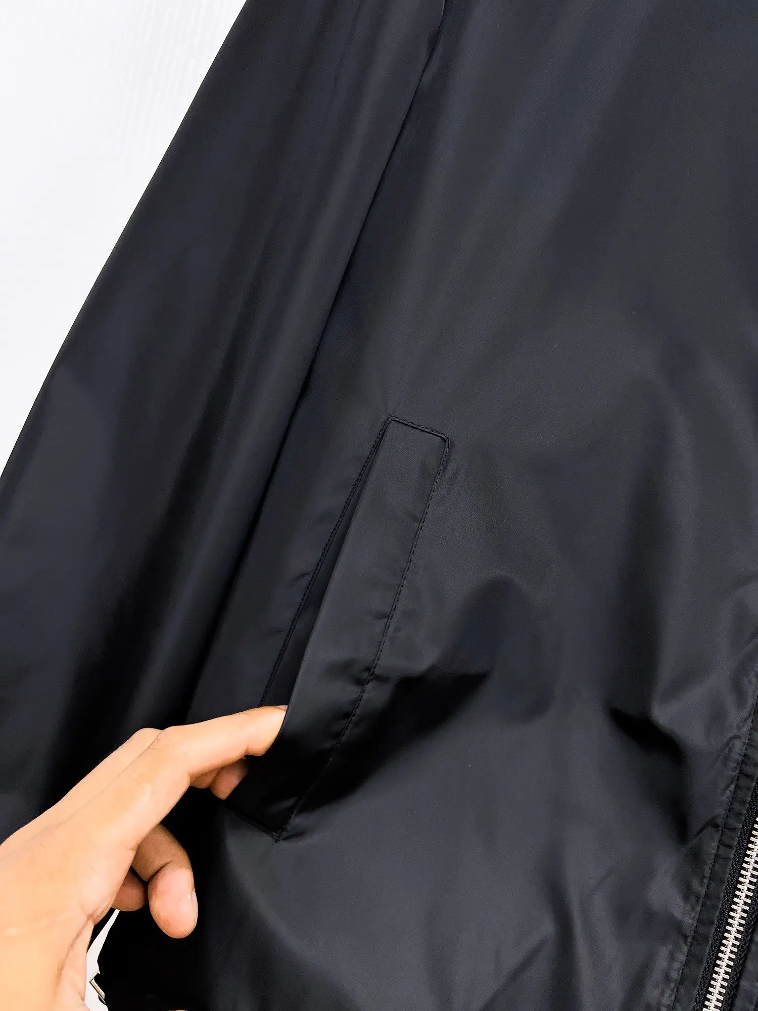 Logo-Appliquéd Hooded Shell Jacket D38015133 — view 8