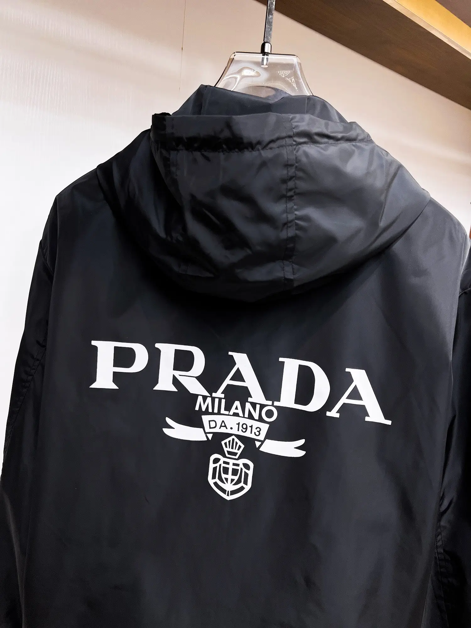 Logo-Appliquéd Hooded Shell Jacket D38015133 — view 10