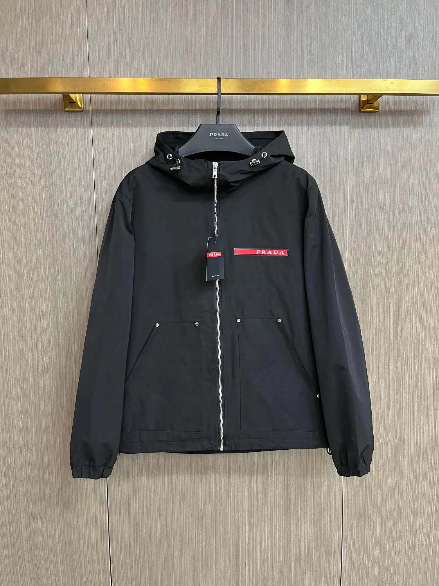 Logo-Patch Hooded Shell Jacket D38014696