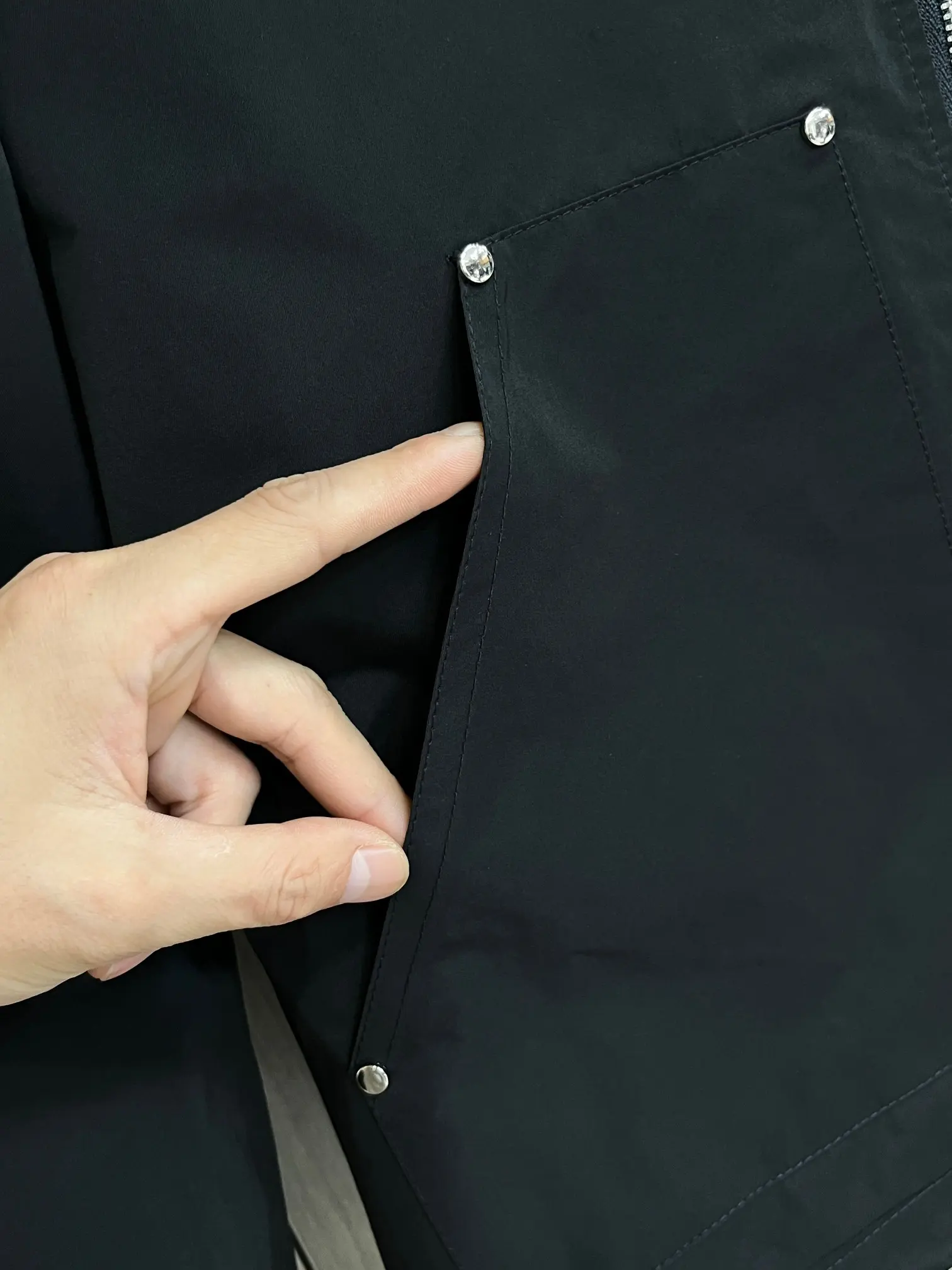 Logo-Patch Hooded Shell Jacket D38014696 — view 8