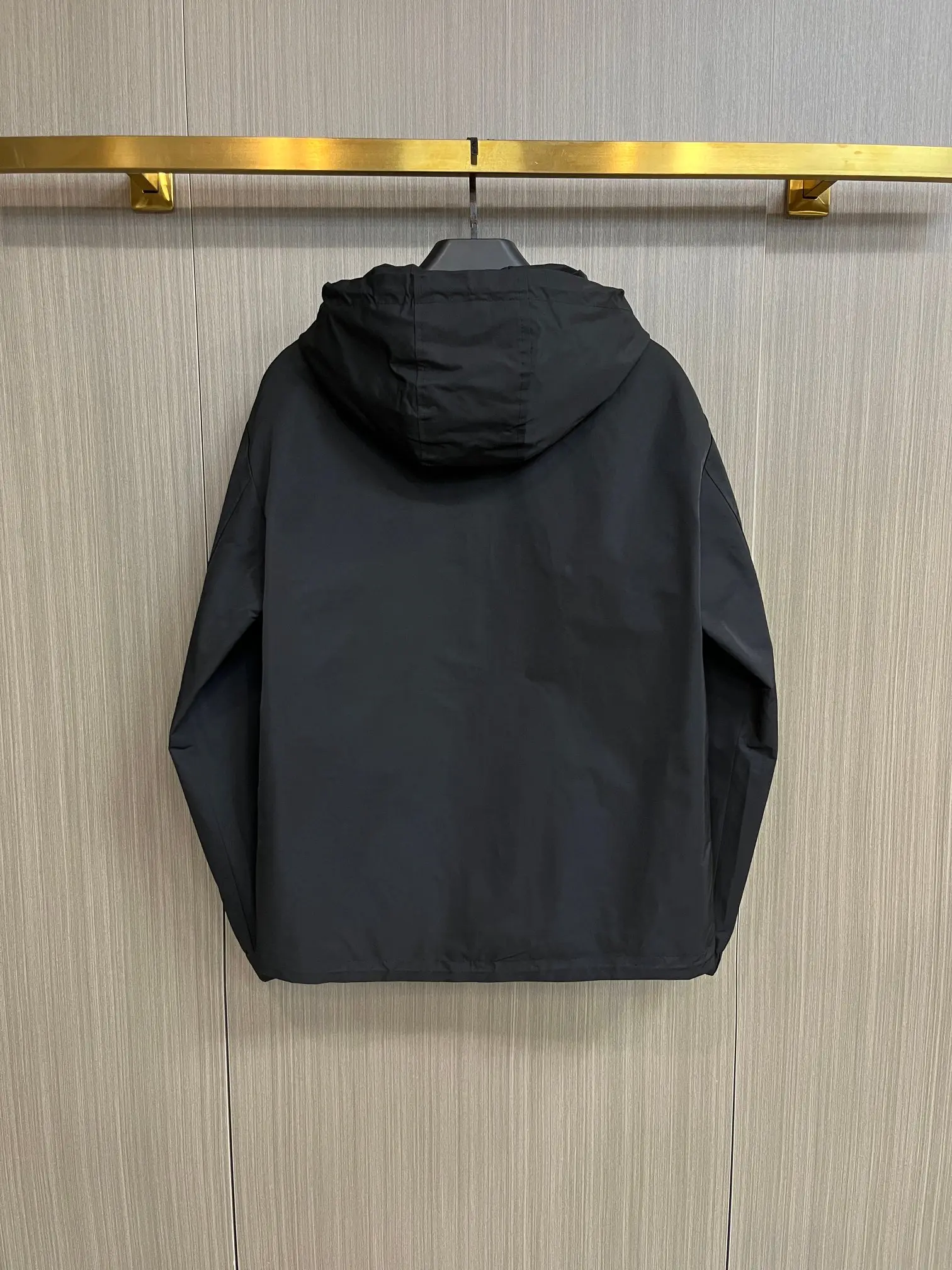 Logo-Appliqué Hooded Shell Jacket D38014691 — view 2