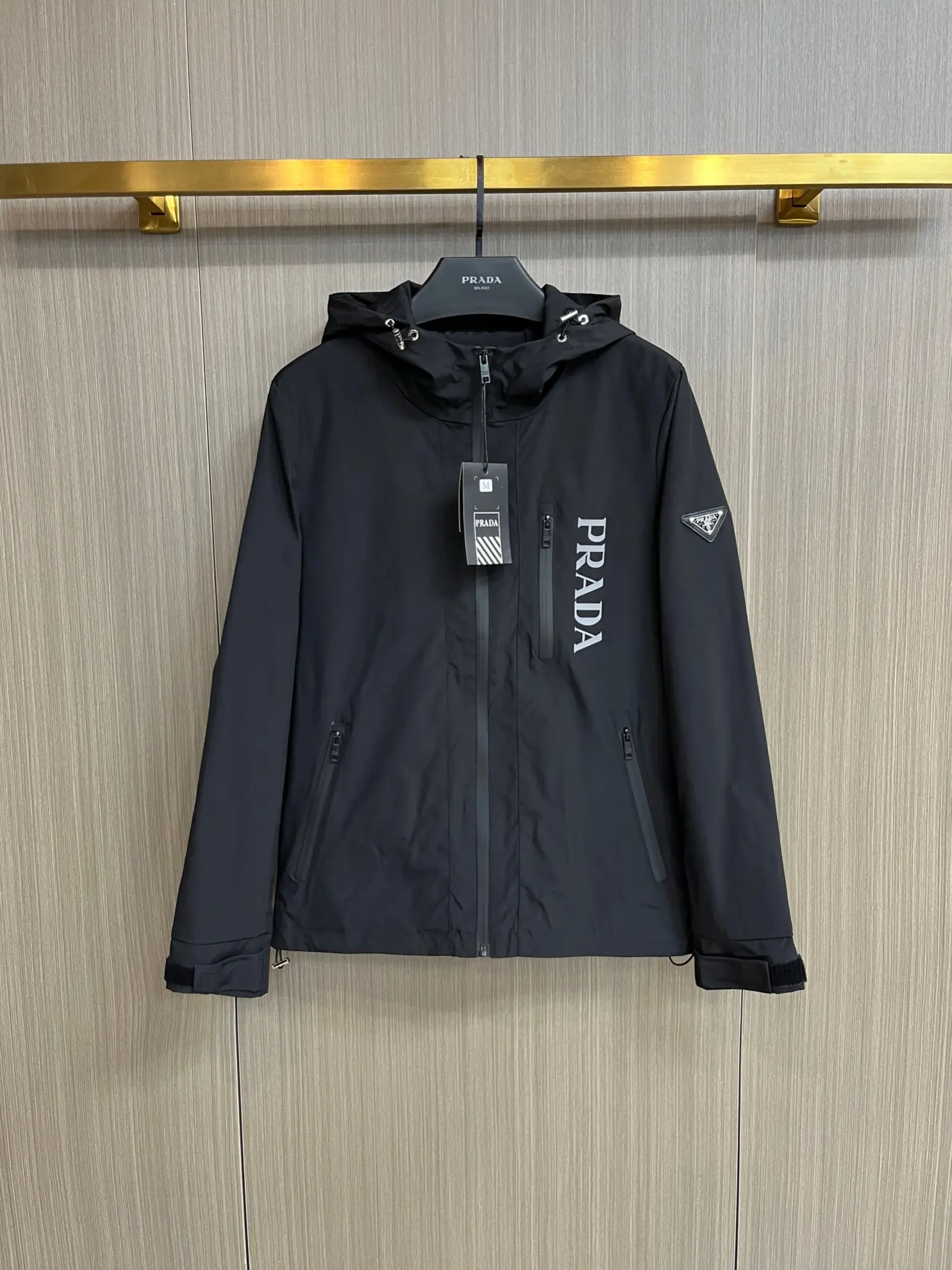 Logo-Print Hooded Shell Jacket D38014690
