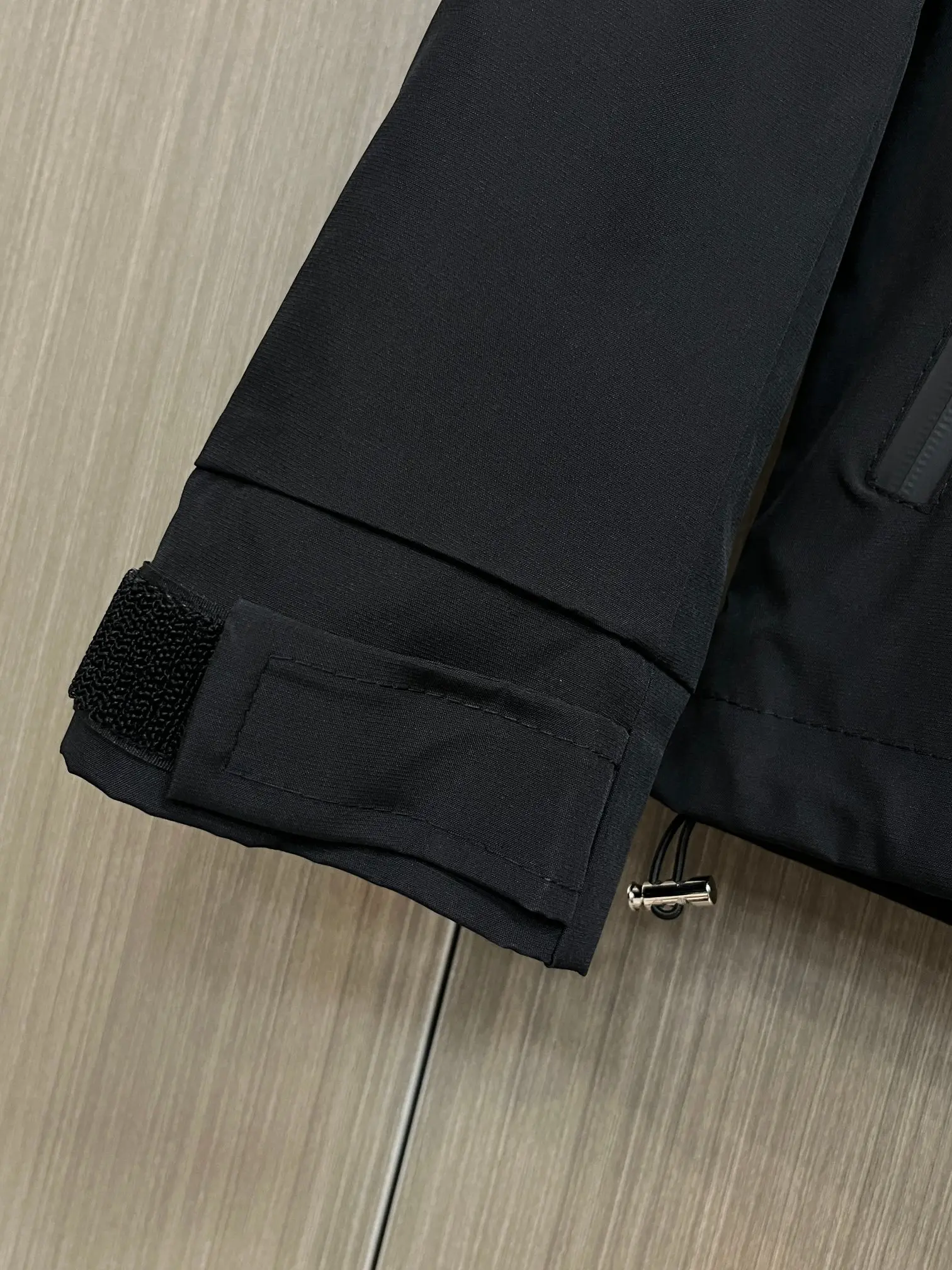 Logo-Print Hooded Shell Jacket D38014690 — view 9