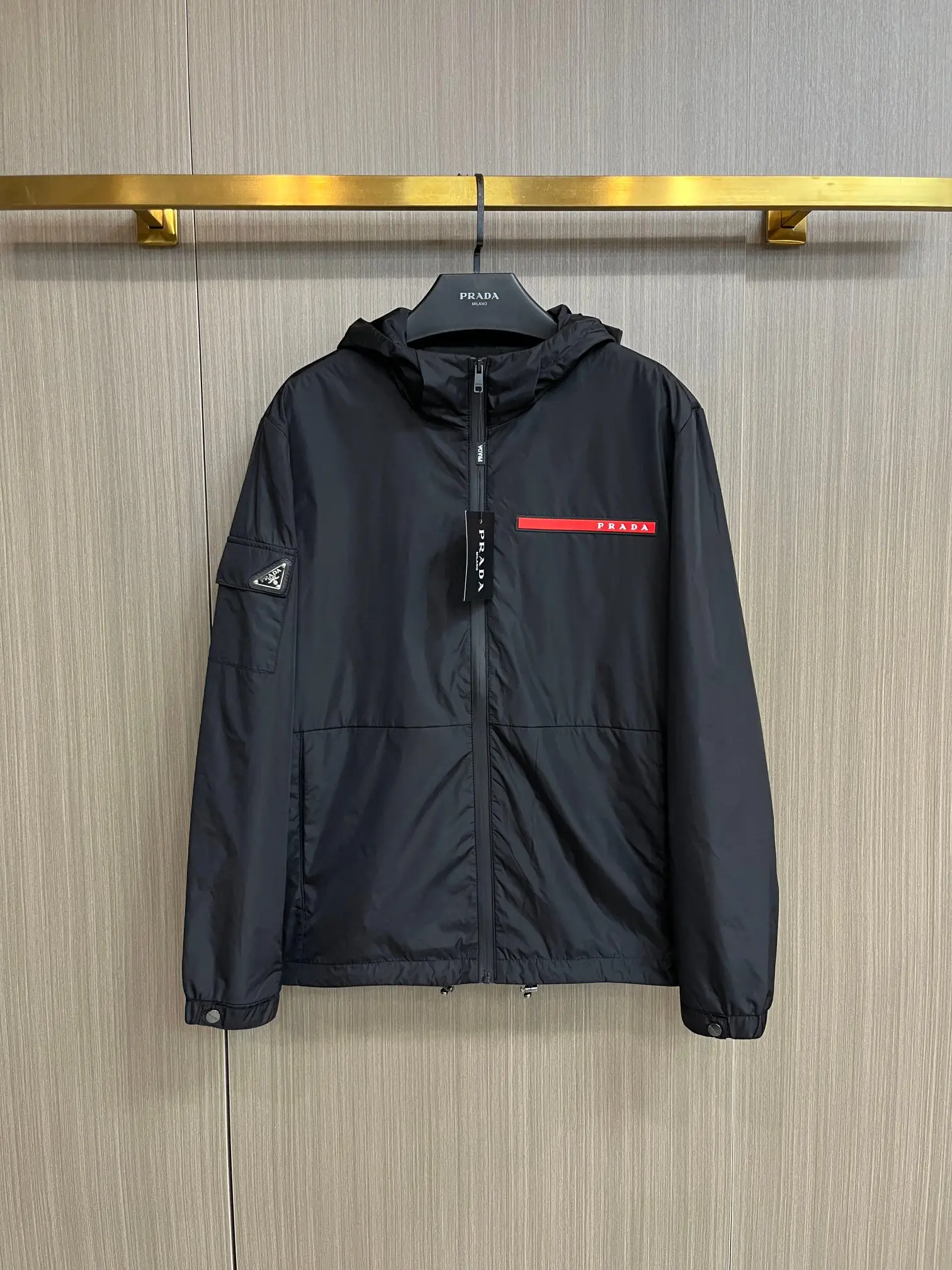 Logo-Appliquéd Hooded Shell Jacket D38014707