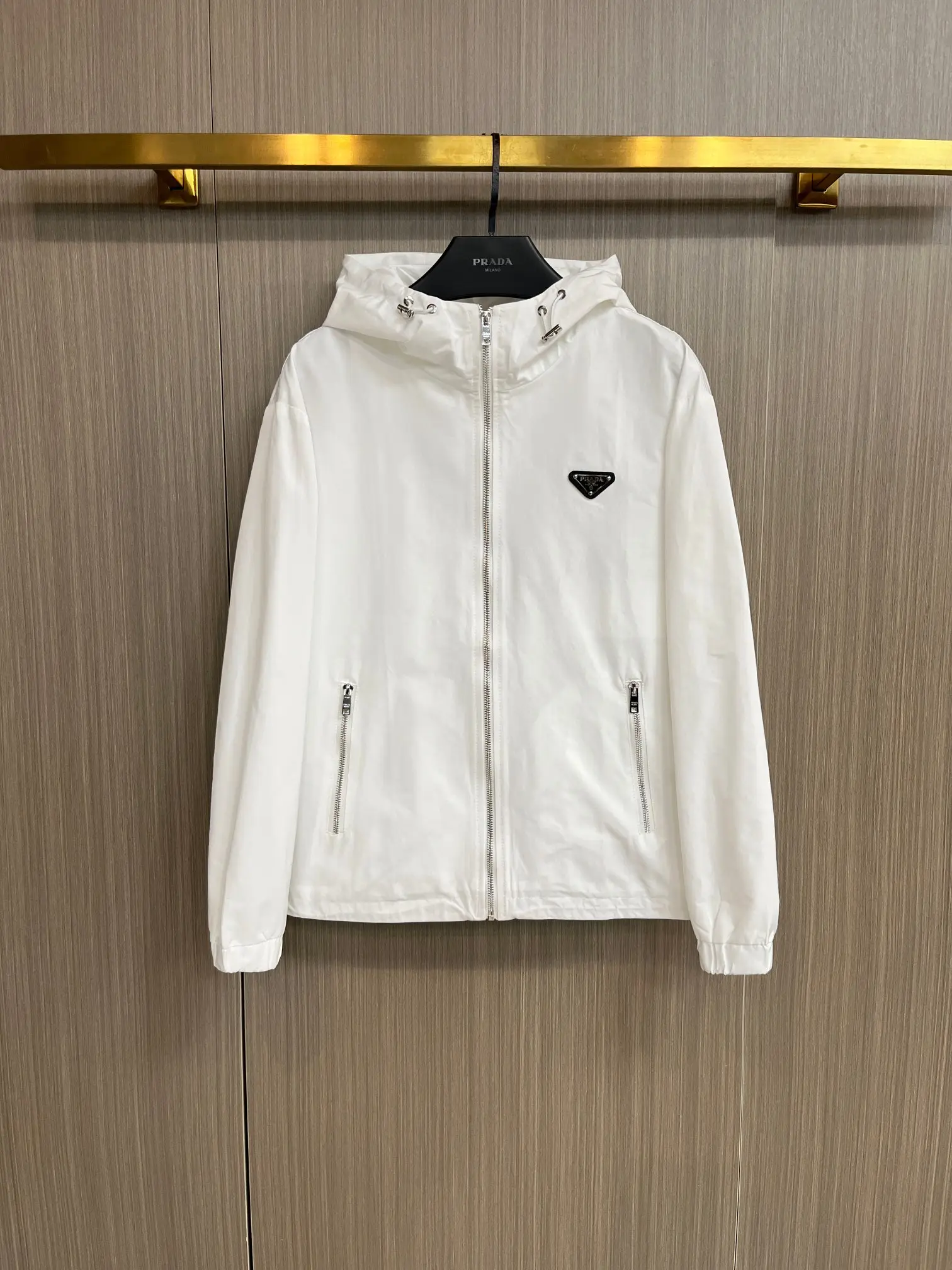 Logo-Appliqué Hooded Shell Jacket D38014709