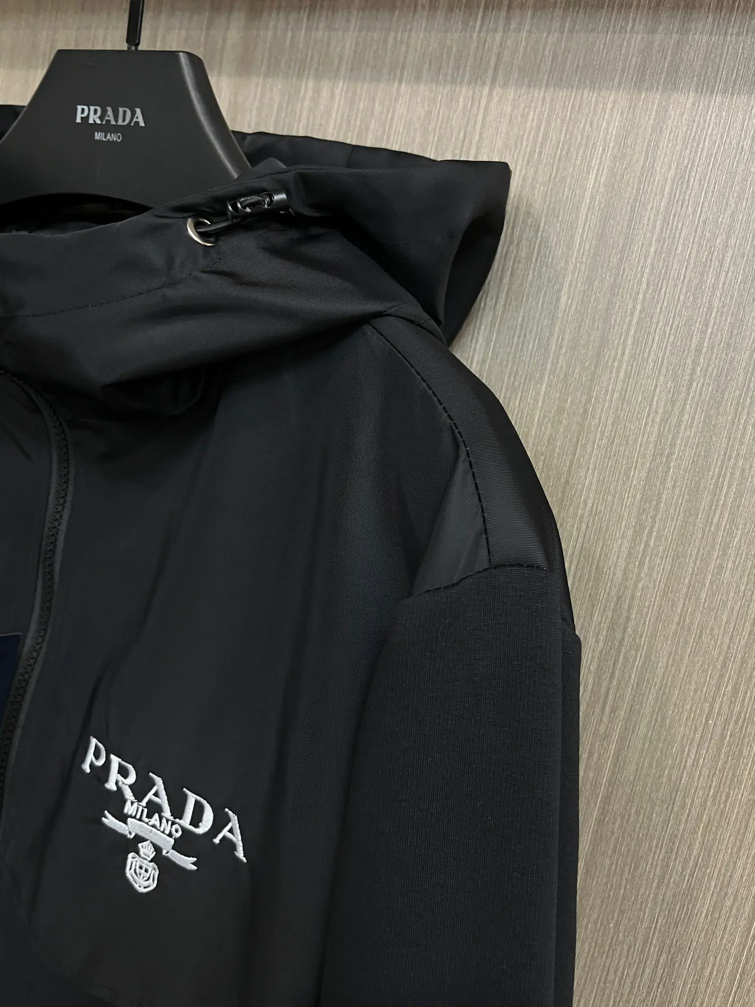 Logo-Print Hooded Shell Jacket D38014677 — view 5