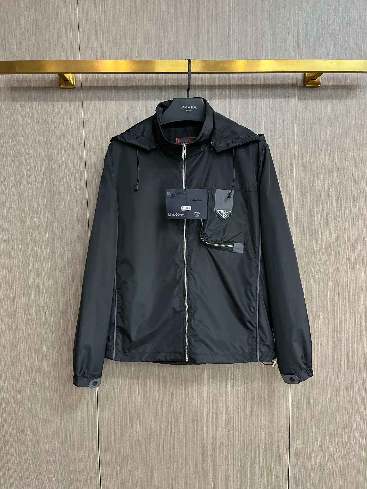 Logo-Appliquéd Hooded Shell Jacket D38014791
