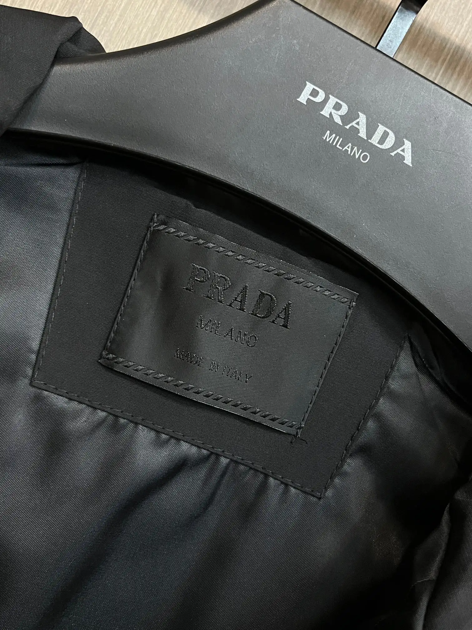 Hooded Technical Shell Jacket D38014804 — view 4
