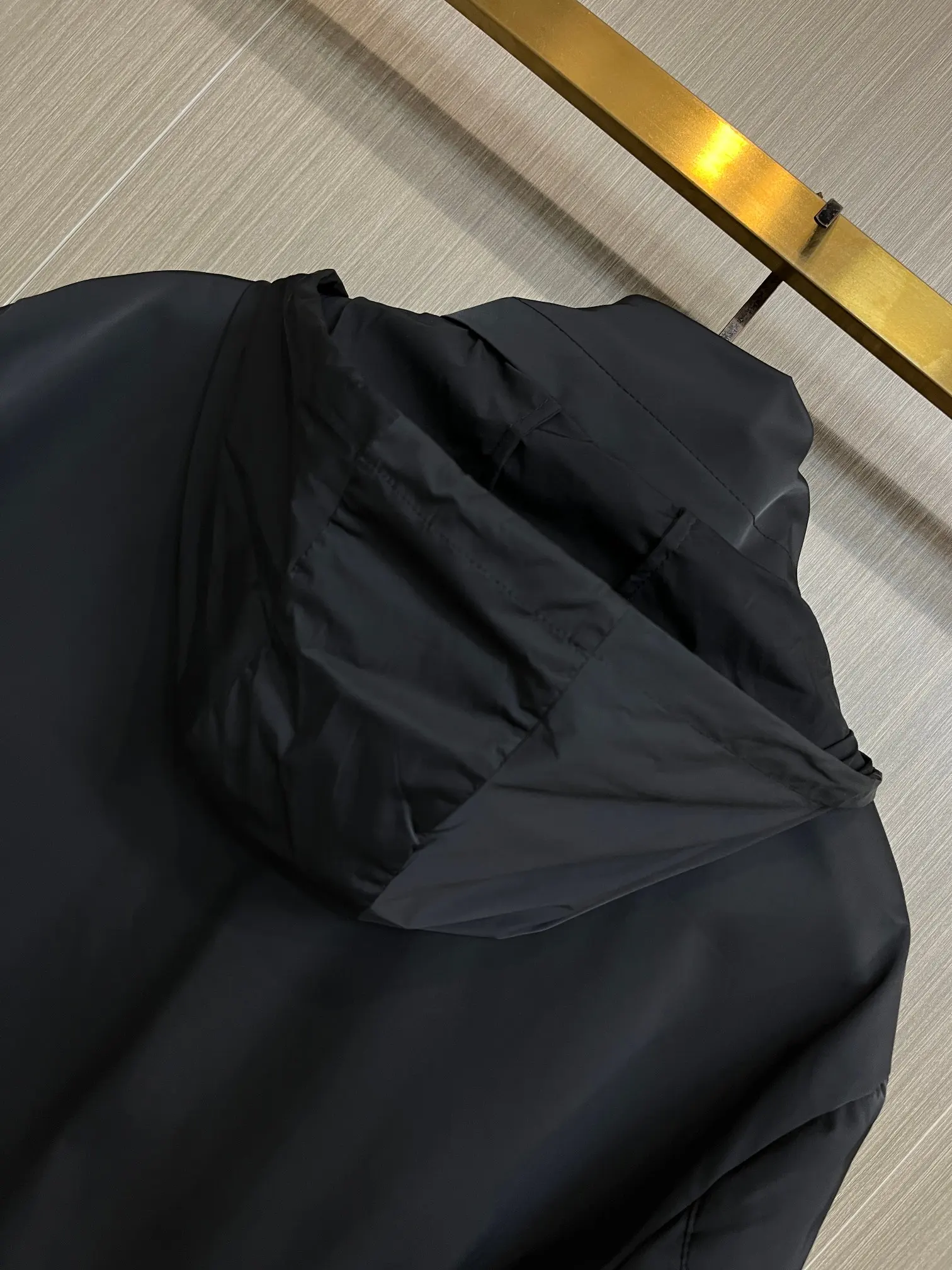 Logo-Plaque Zip-Up Jacket with Packable Hood D38014693 — view 4