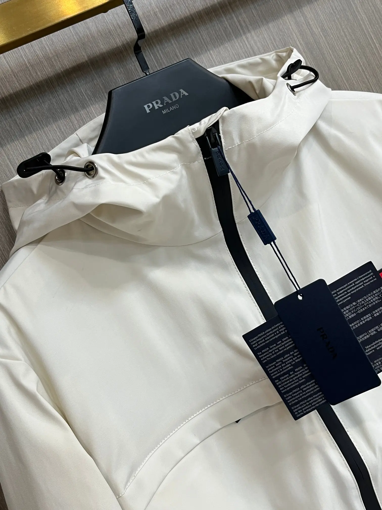 Logo-Appliquéd Hooded Shell Jacket D38014678 — view 3