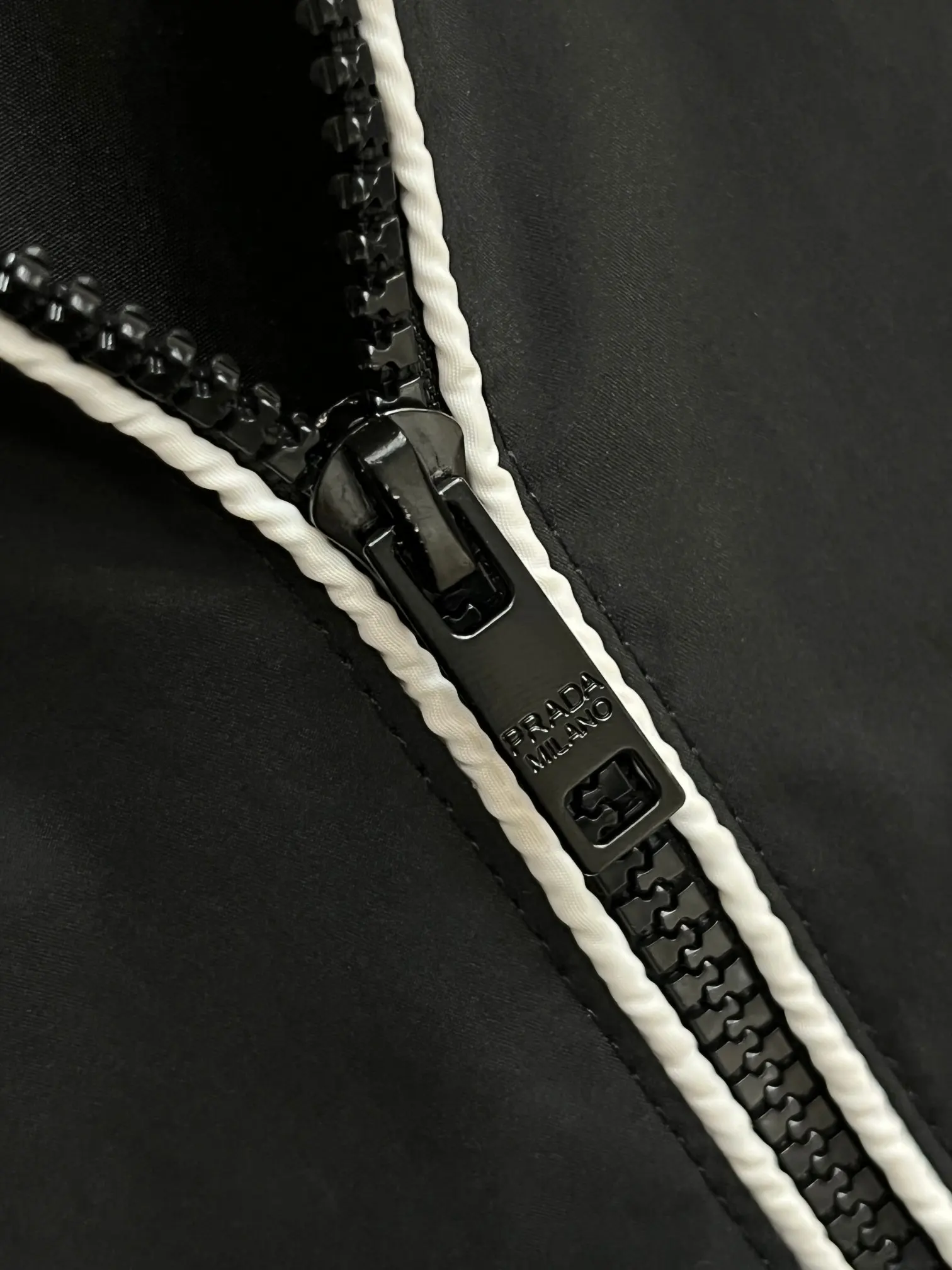 Logo-Appliqué Hooded Shell Jacket D38014675 — view 6