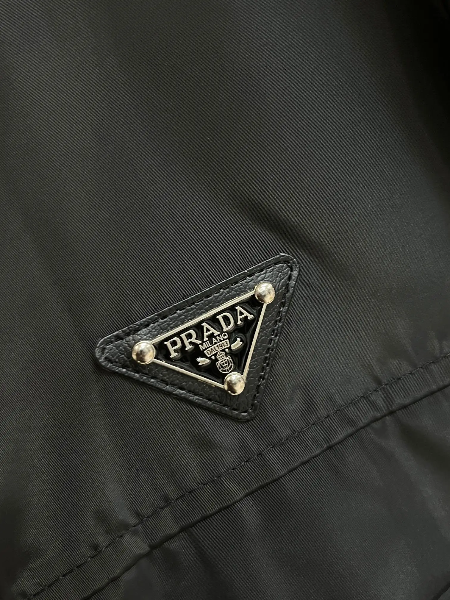 Logo-Appliquéd Hooded Shell Jacket D38014692 — view 6