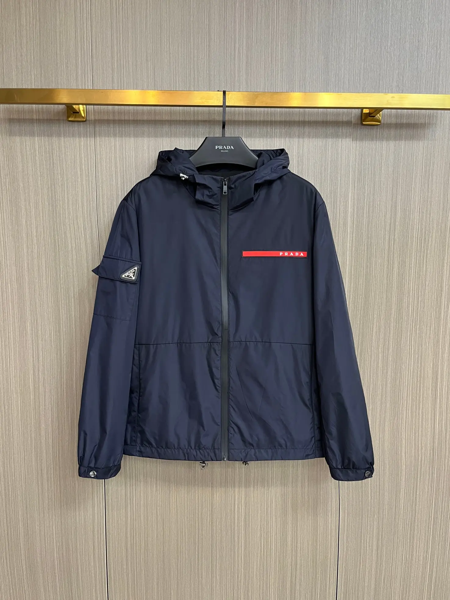 Logo-Patch Hooded Shell Jacket D38014699