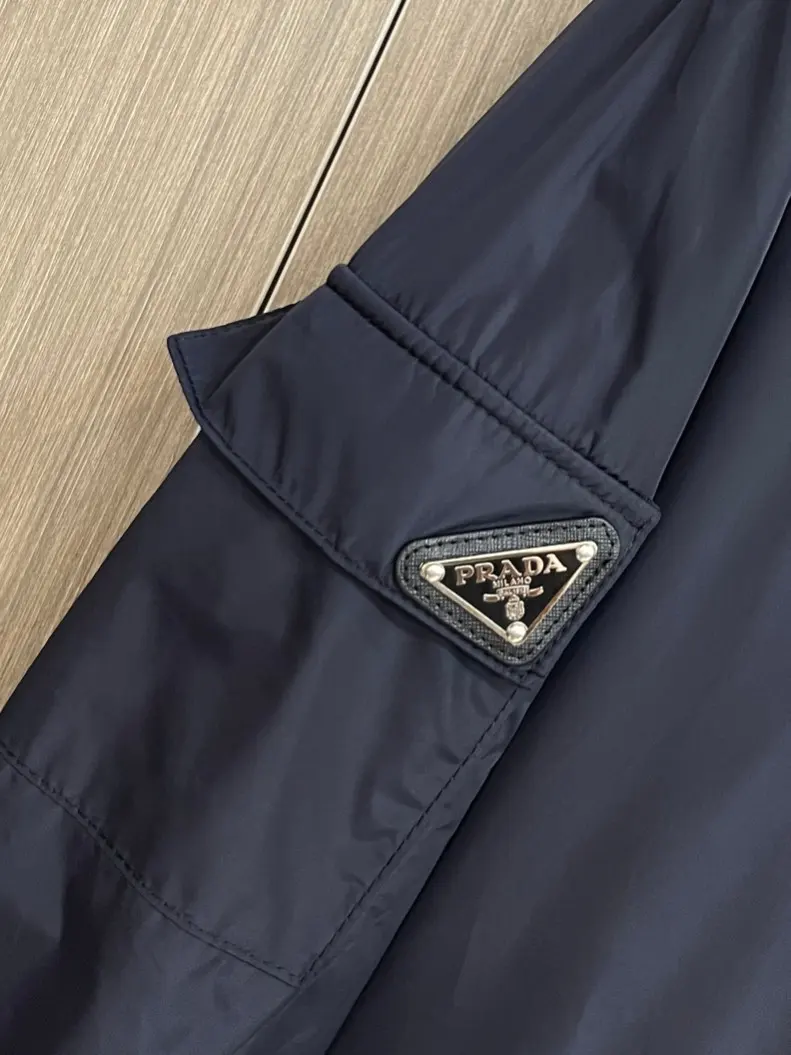 Logo-Patch Hooded Shell Jacket D38014699 — view 5