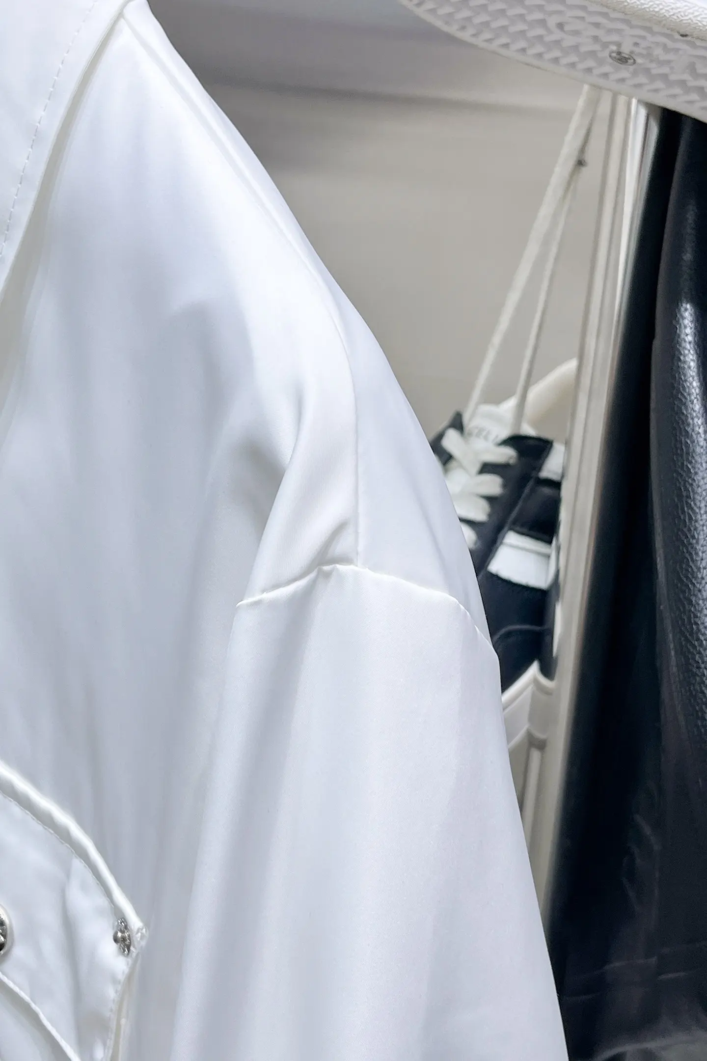 Logo-Appliquéd Zip-Up Blouson Jacket D38014863 — view 11