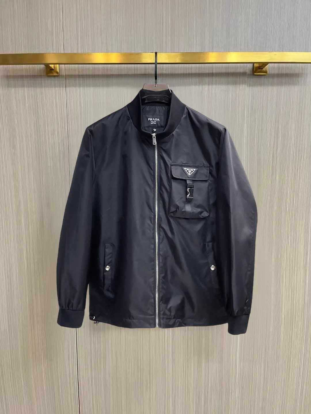 Logo-Appliquéd Shell Bomber Jacket D38014874