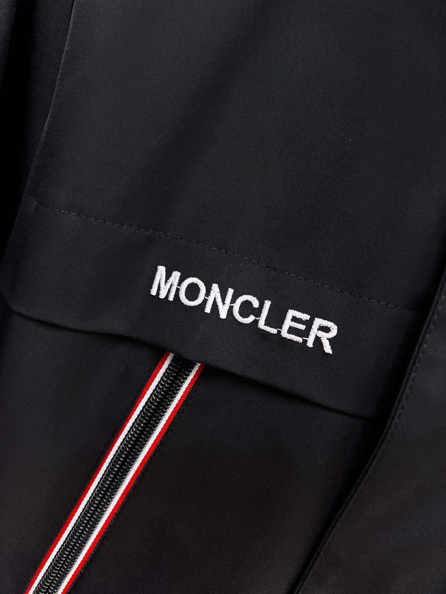 Hooded Technical Shell Jacket D38015116 — view 6