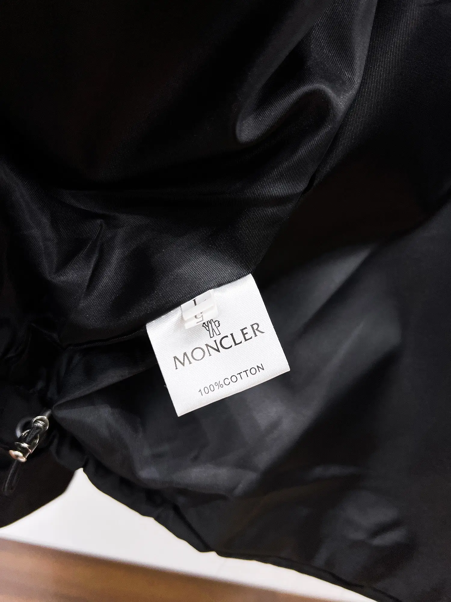Hooded Technical Shell Jacket D38015116 — view 10