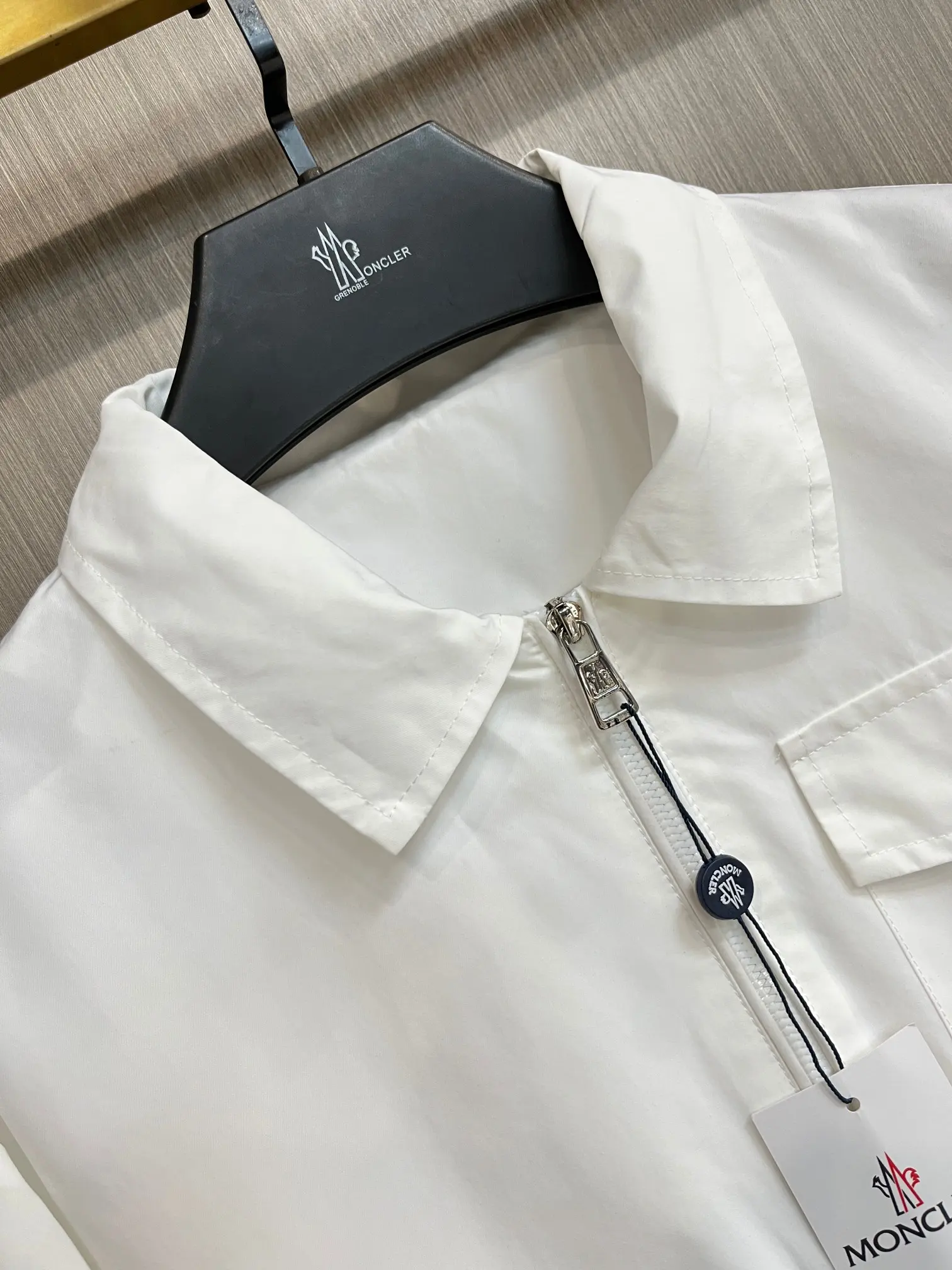Moncler Logo-Appliqué Zip-Up Harrington Jacket D38014708 — view 3