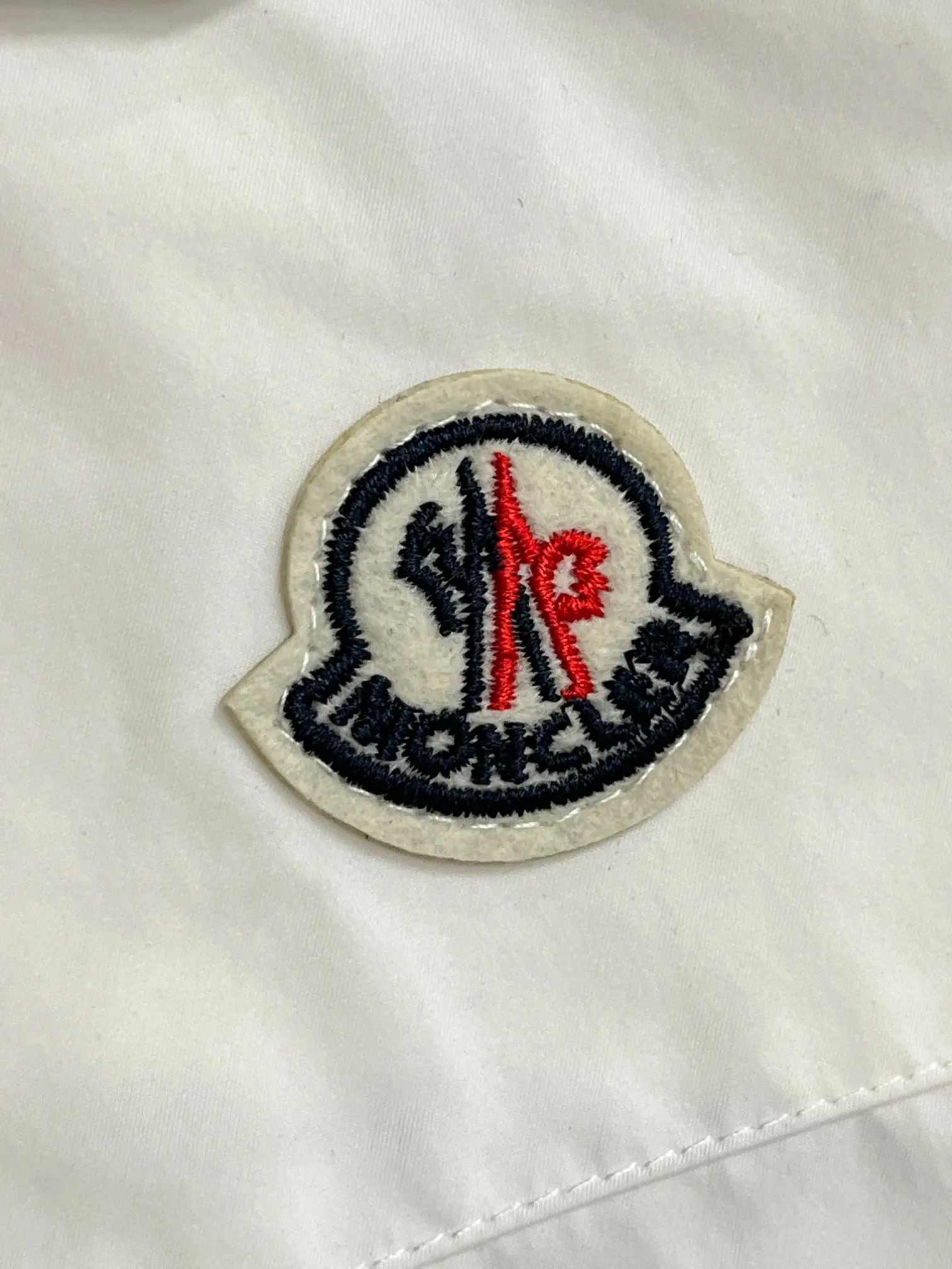 Moncler Logo-Appliqué Zip-Up Harrington Jacket D38014708 — view 8