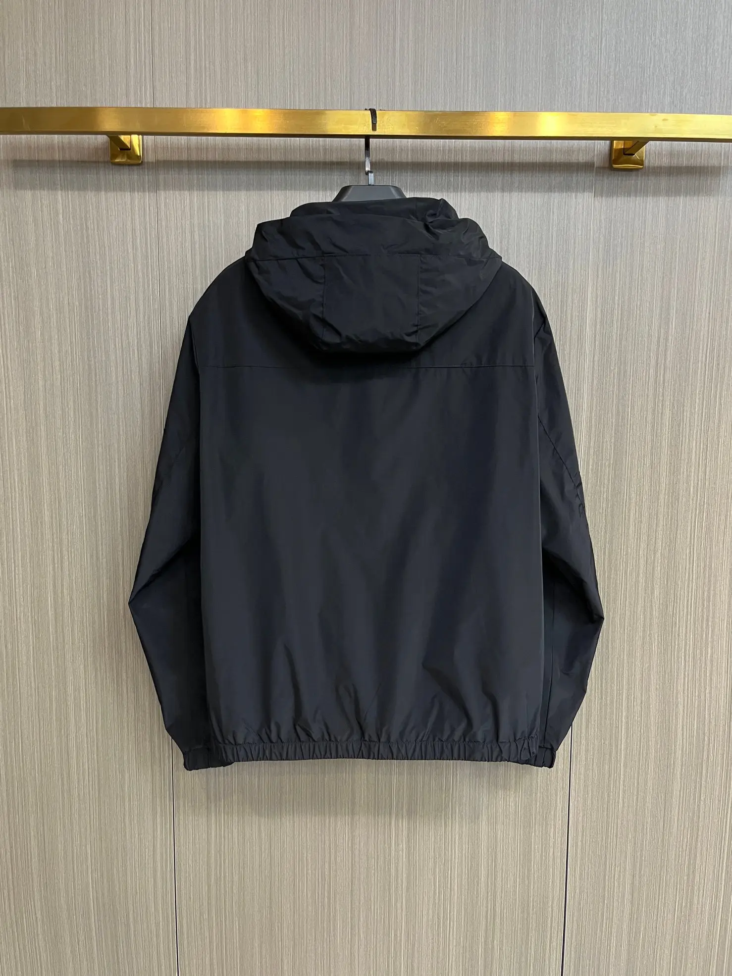 Hooded Shell Windbreaker Jacket D38014674 — view 2