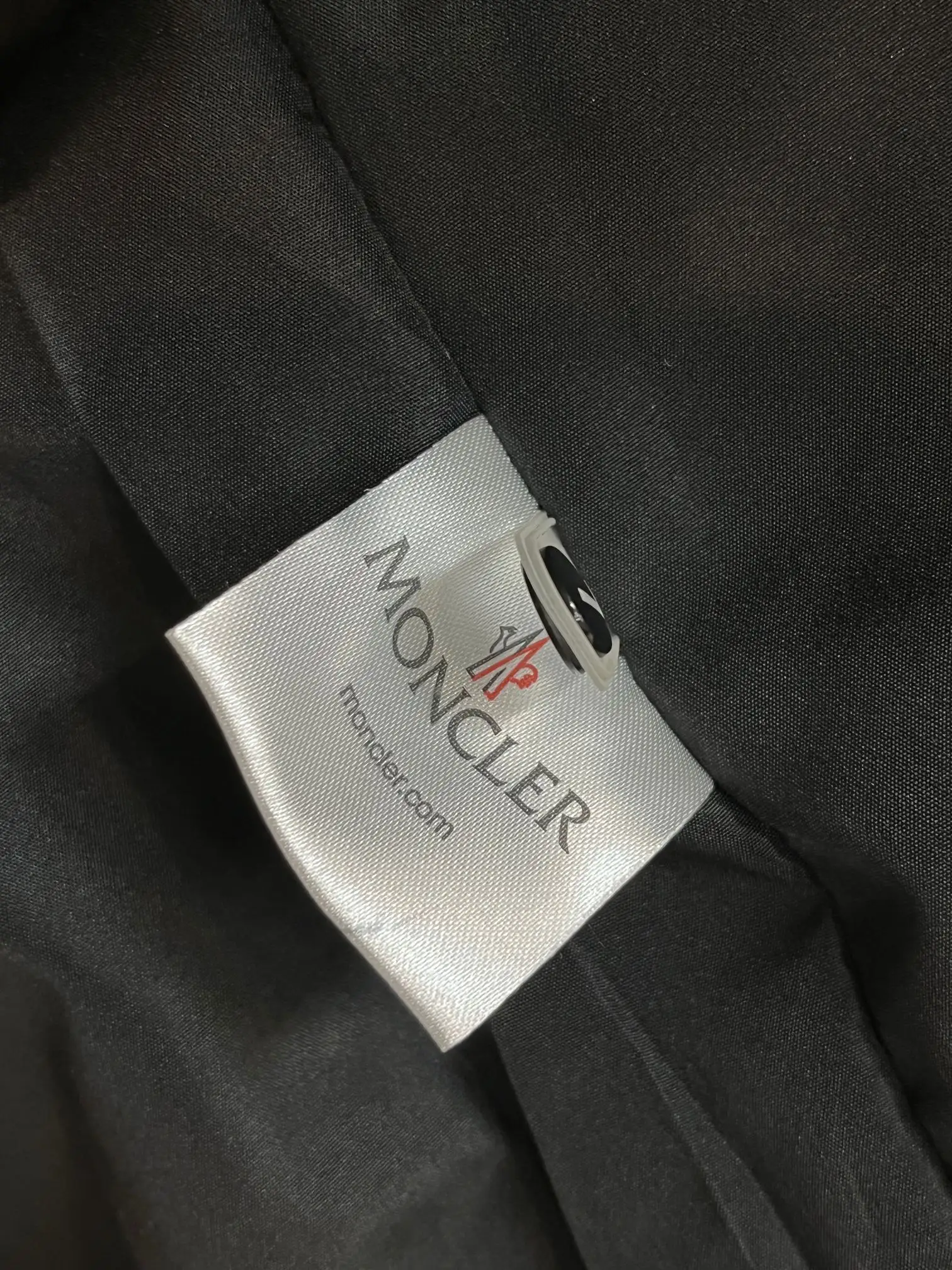 Logo-Print Hooded Shell Jacket D38014783 — view 9