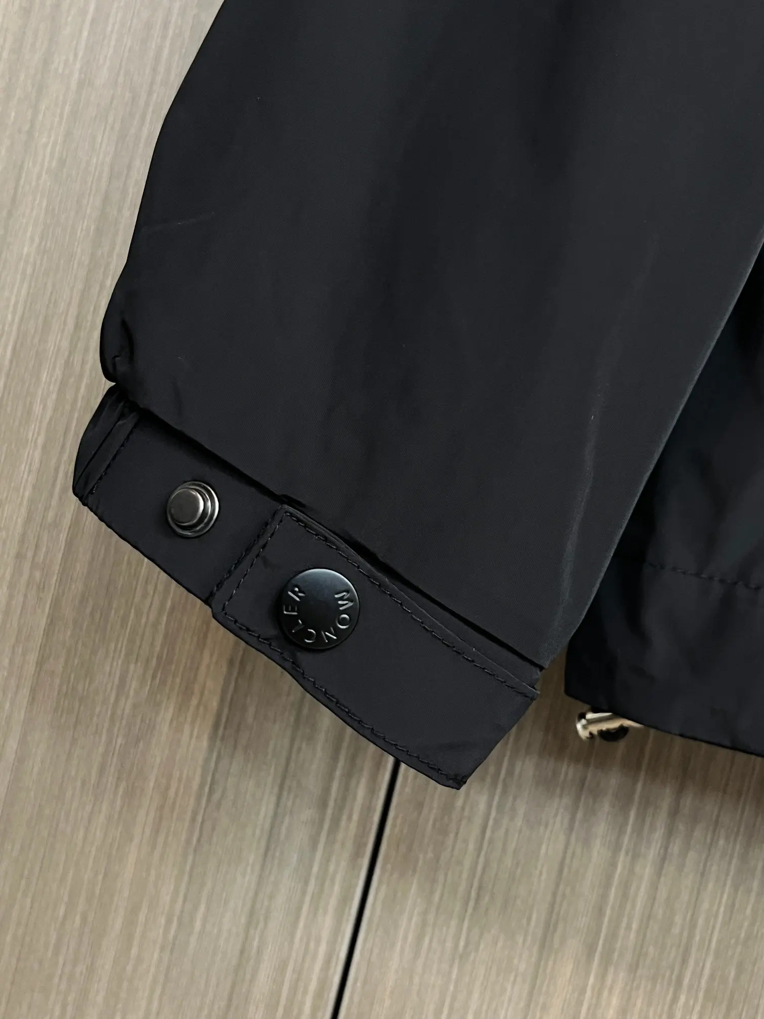 Hooded Shell Windbreaker Jacket D38014686 — view 8