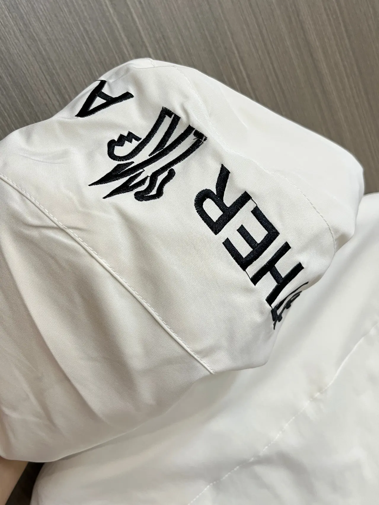 Hooded GORE-TEX Shell Jacket D38014688 — view 8