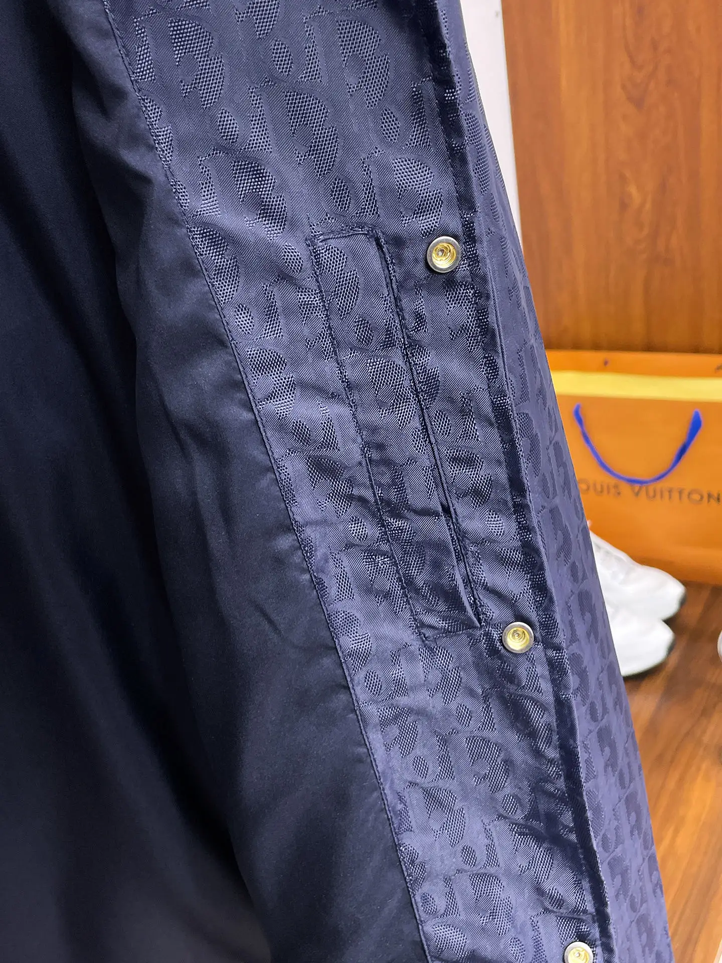 Oblique Jacquard Reversible Coach Jacket D38015083 — view 7