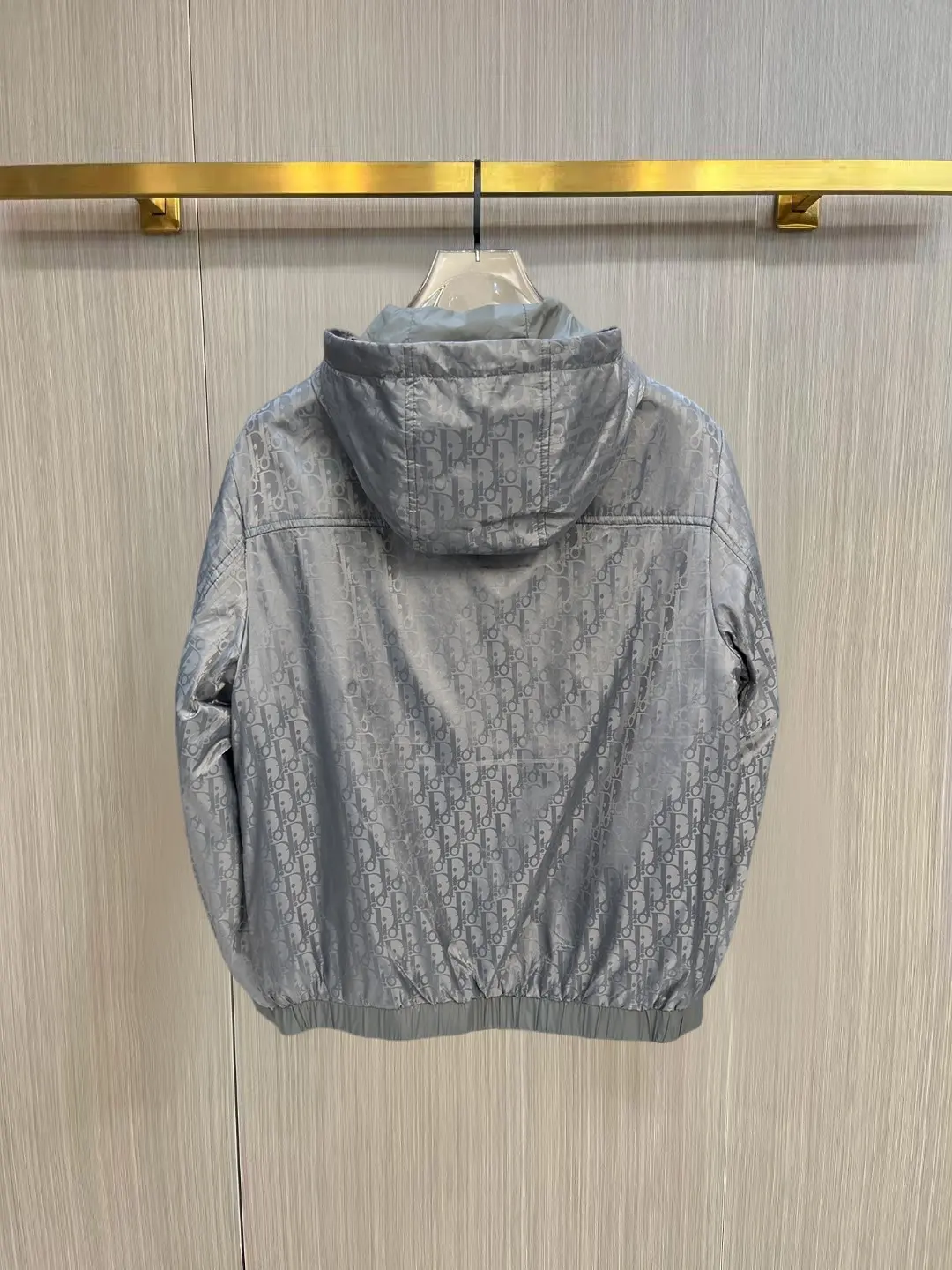 Oblique Reversible Hooded Jacket D38014860 — view 3