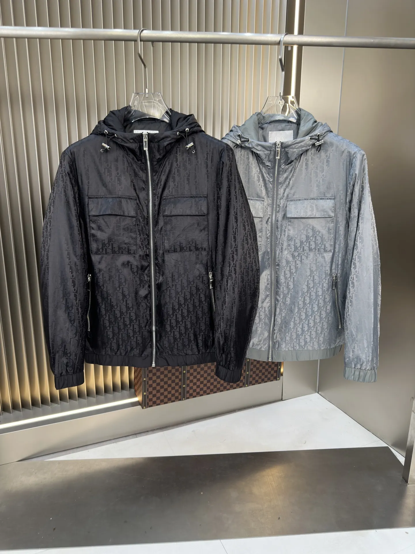 Oblique Reversible Hooded Jacket D38014860 — view 10