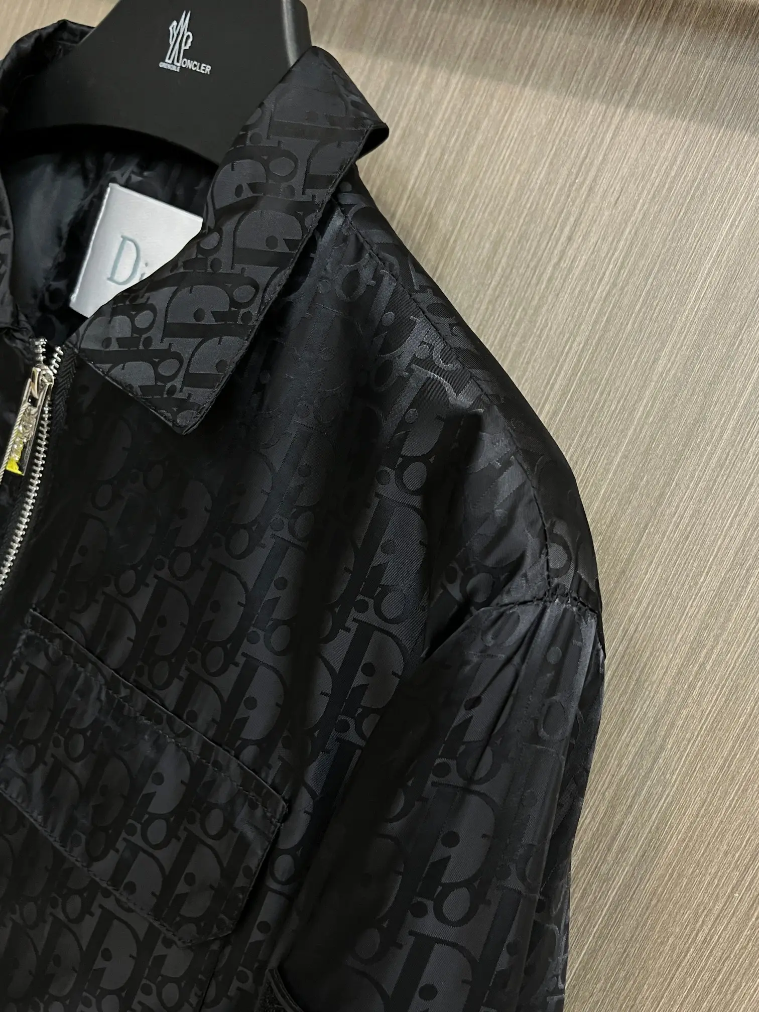 Oblique Jacquard Hooded Zip-Up Jacket D38014799 — view 4