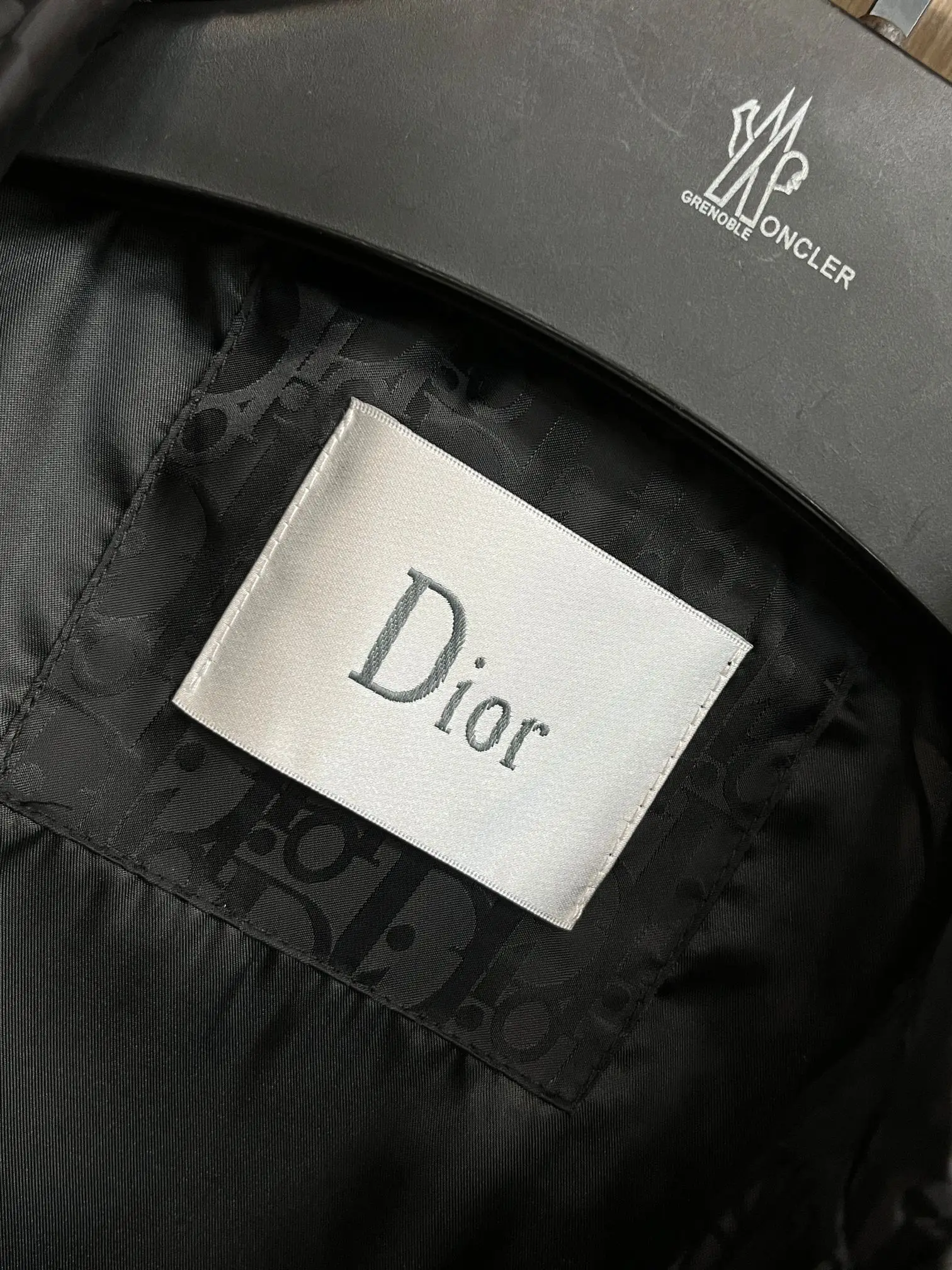 Oblique Jacquard Hooded Zip-Up Jacket D38014799 — view 5