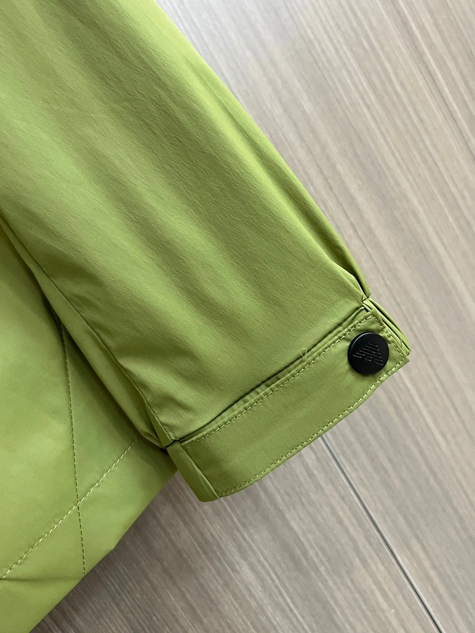 Logo-Print Hooded Windbreaker Jacket D38014718 — view 9