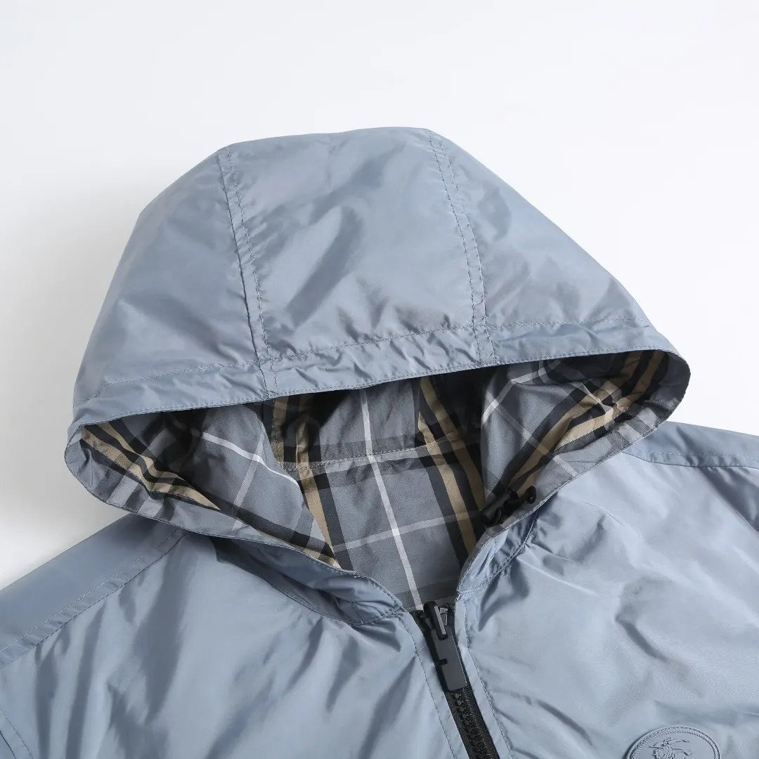 Reversible Check Hooded Jacket D38018776 — view 4