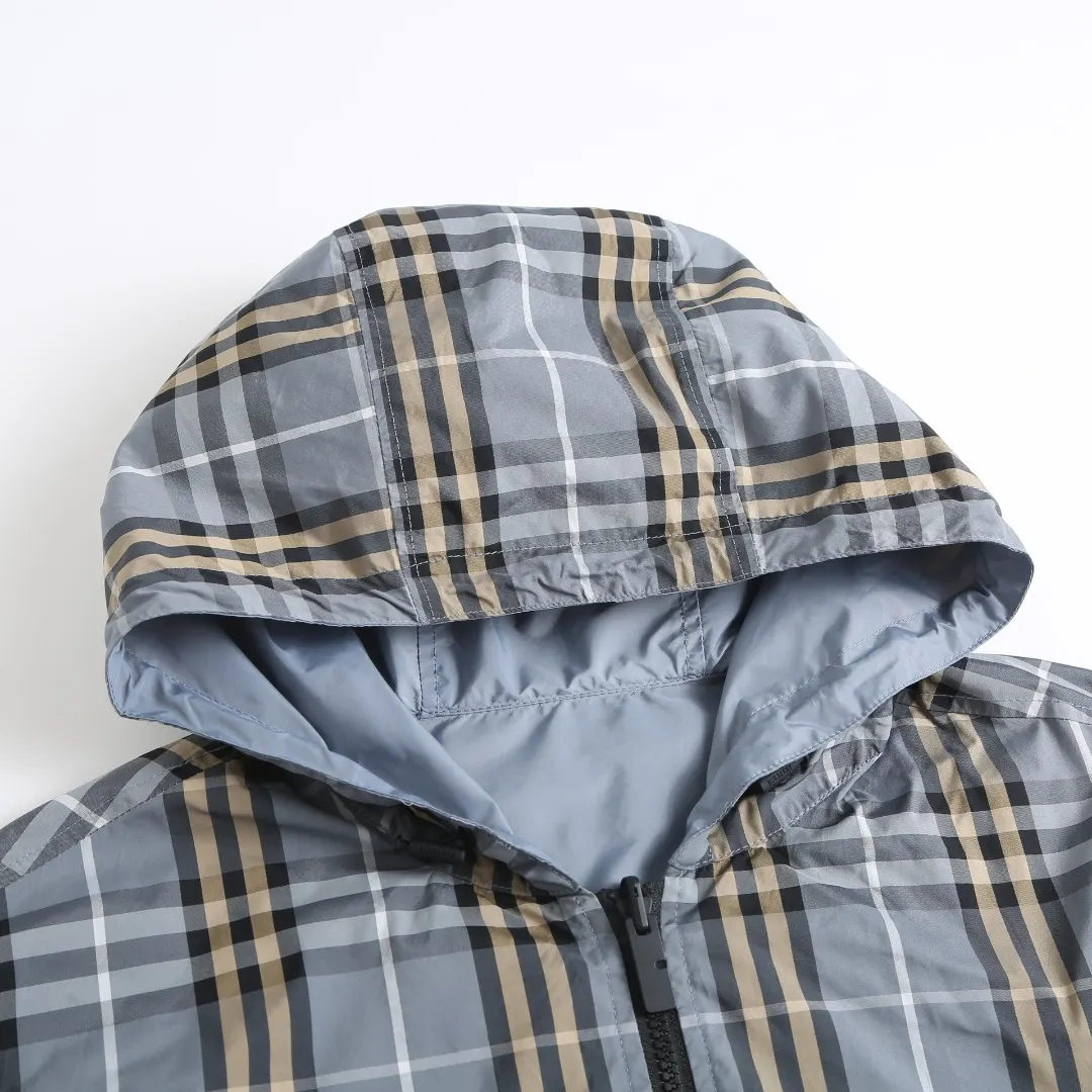 Reversible Check Hooded Jacket D38018777 — view 3