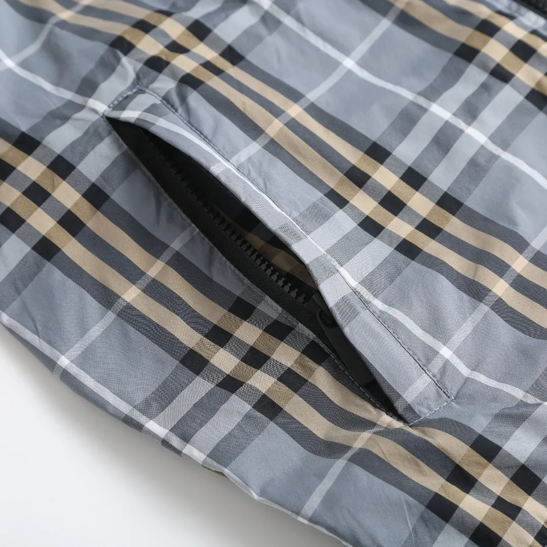 Reversible Check Hooded Jacket D38018777 — view 6