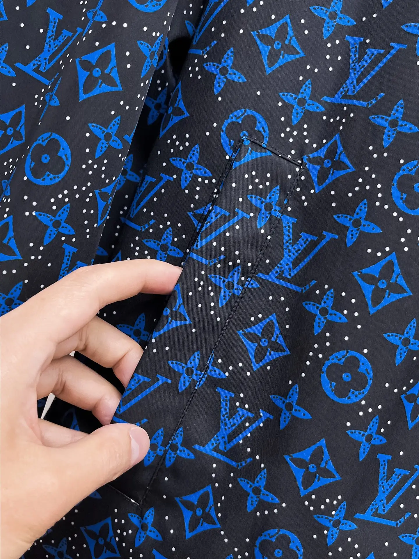 Monogram Print Hooded Windbreaker Jacket D38015091 — view 7