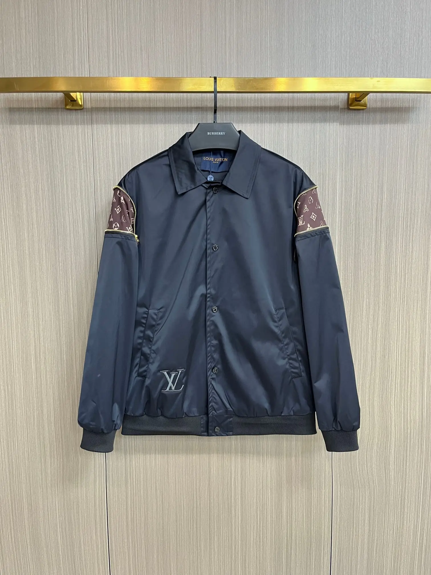 Monogram Detail Lightweight Coach Jacket D38014782