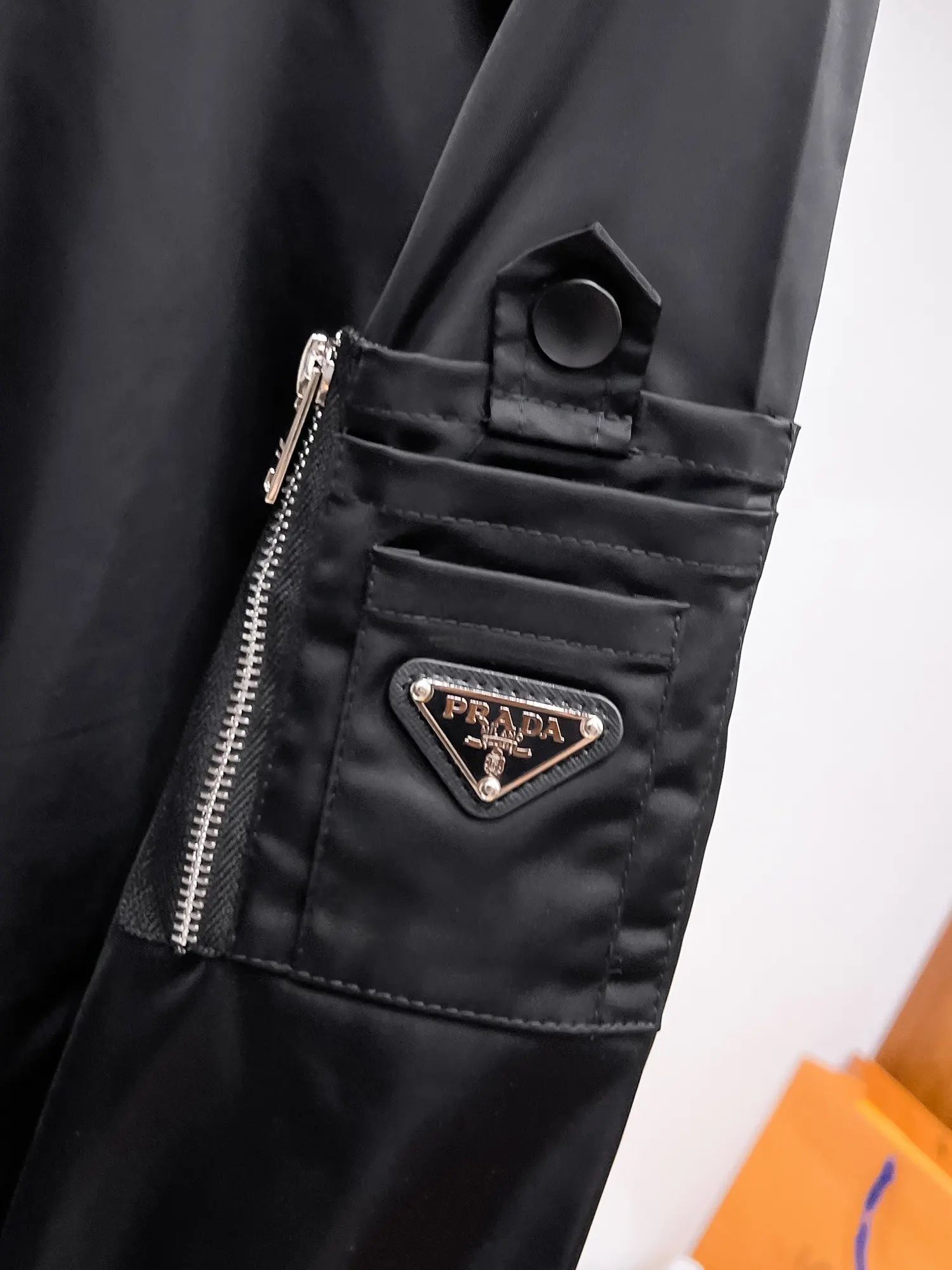 Logo-Appliquéd Re-Nylon Bomber Jacket D39014864 — view 7