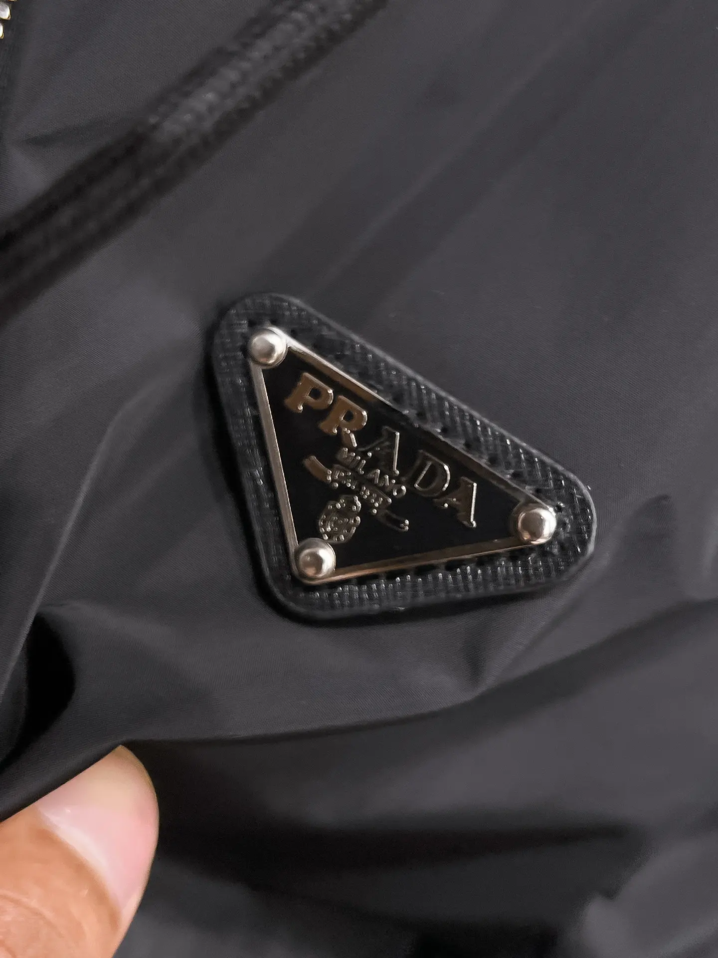 Logo-Appliquéd Hooded Shell Jacket D39014870 — view 8