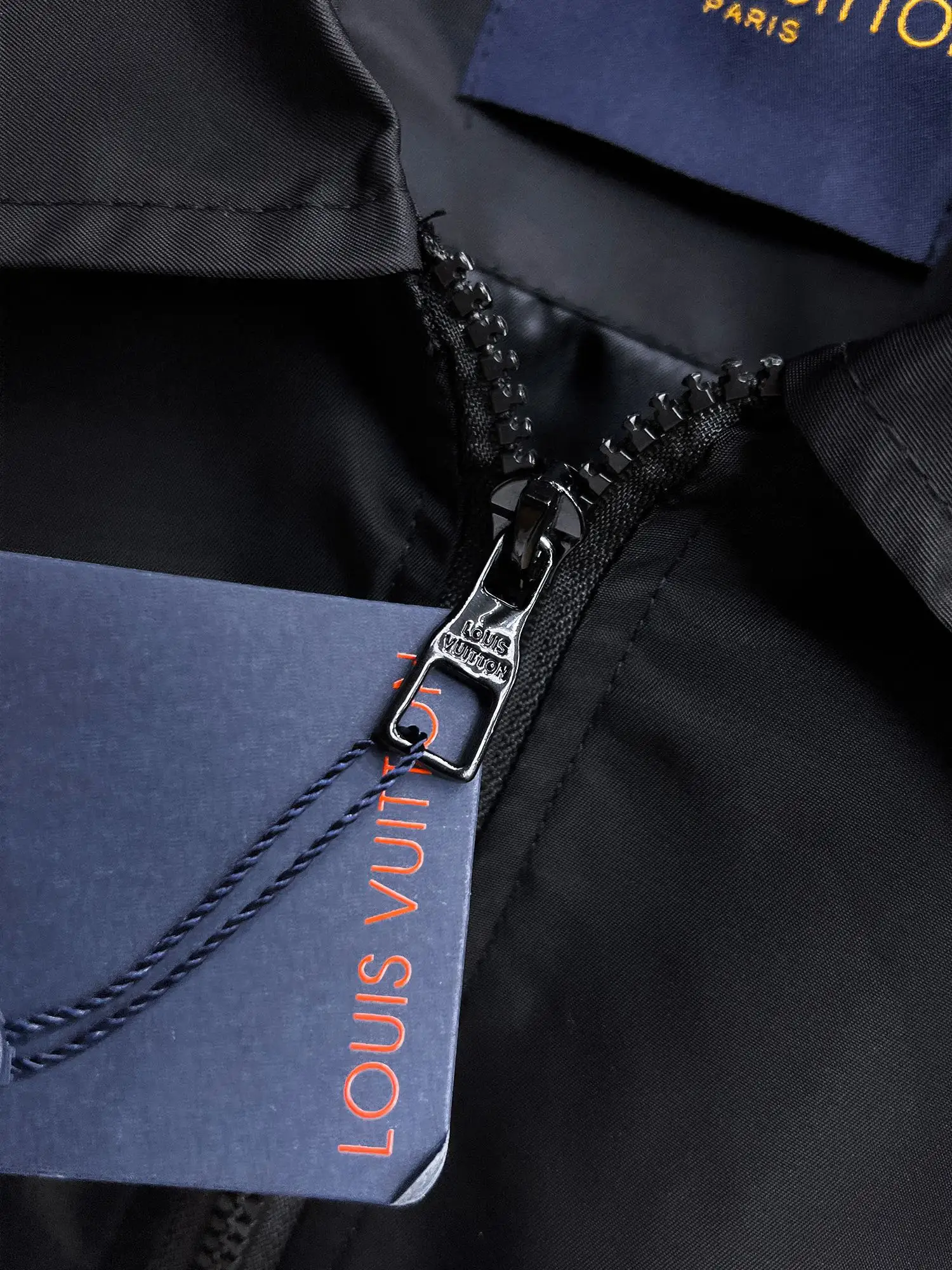 Multi-Pocket Technical Zip-Up Jacket D39015096 — view 5